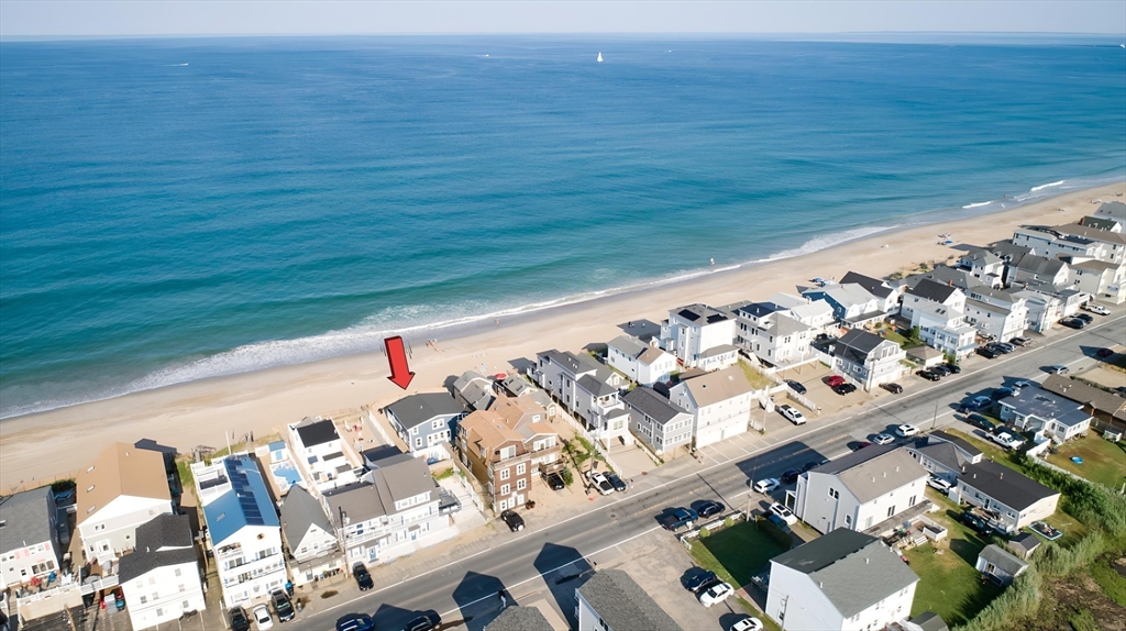 240 North End Blvd