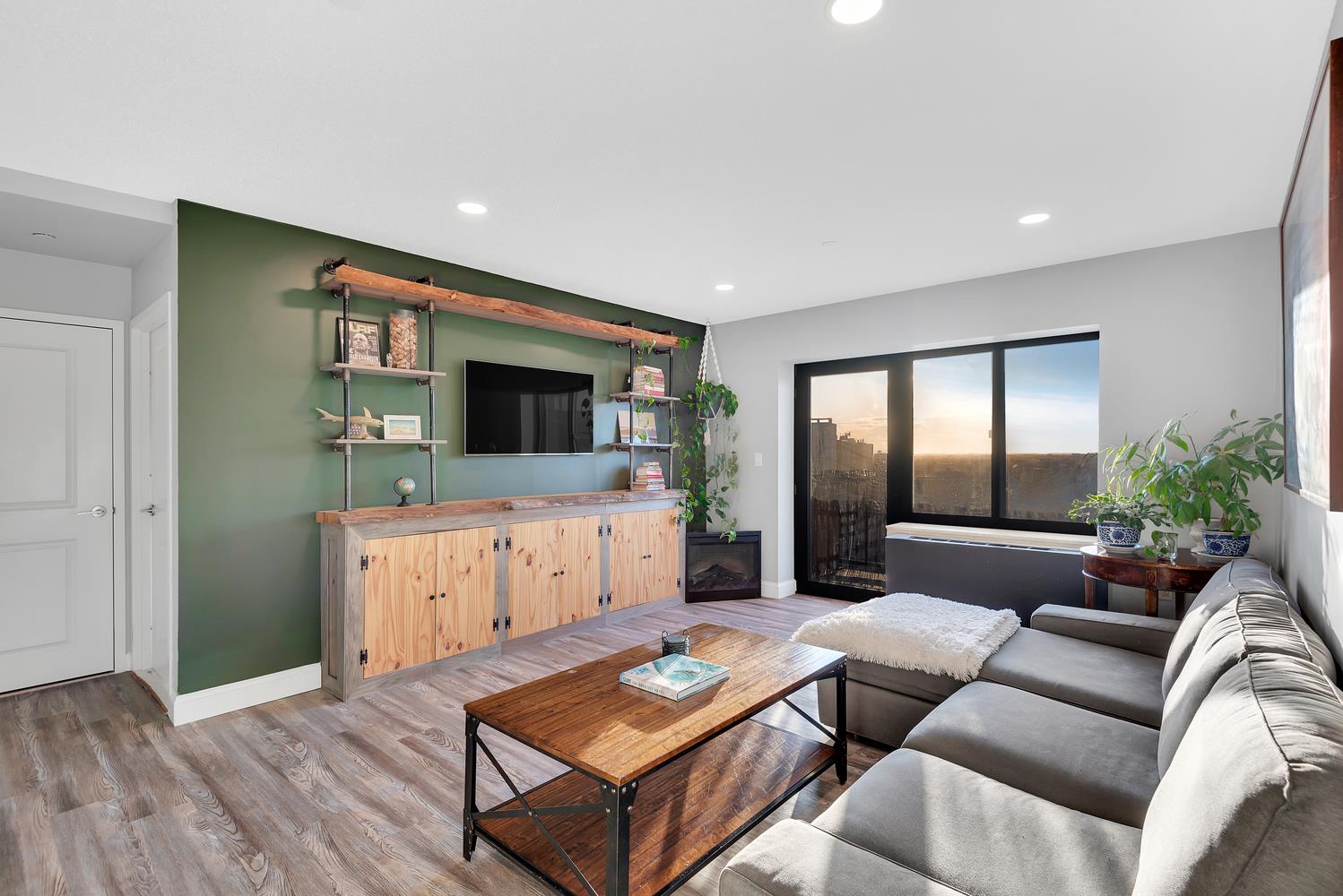 136 BEACH 117TH Street 609