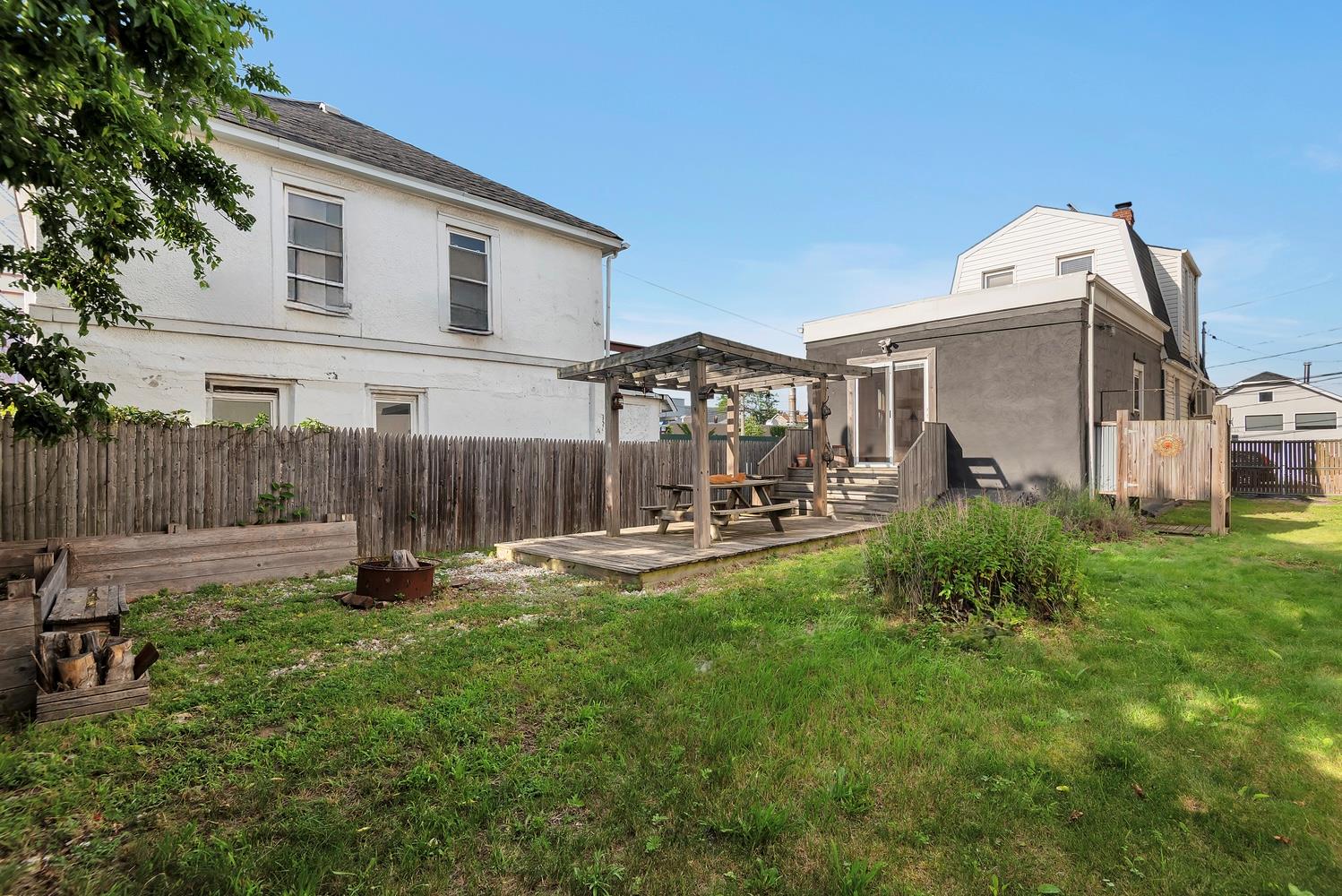 325 BEACH 74TH Street