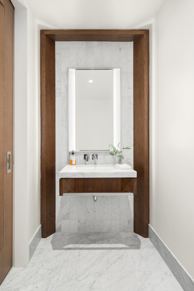 212 W 93RD Street 6A