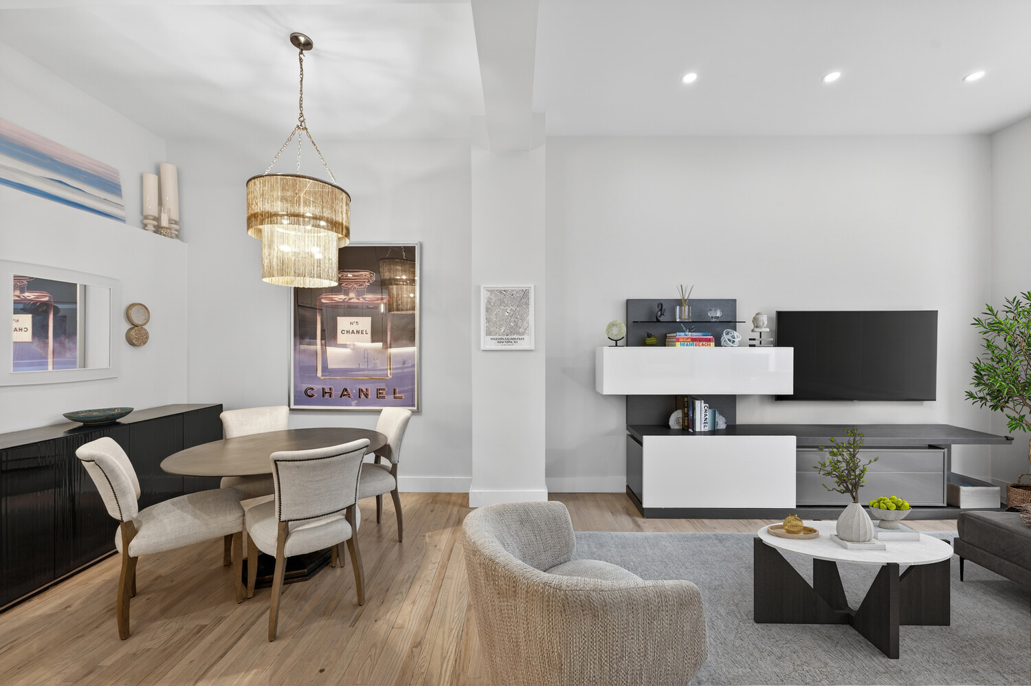 21 E 22ND Street 4C