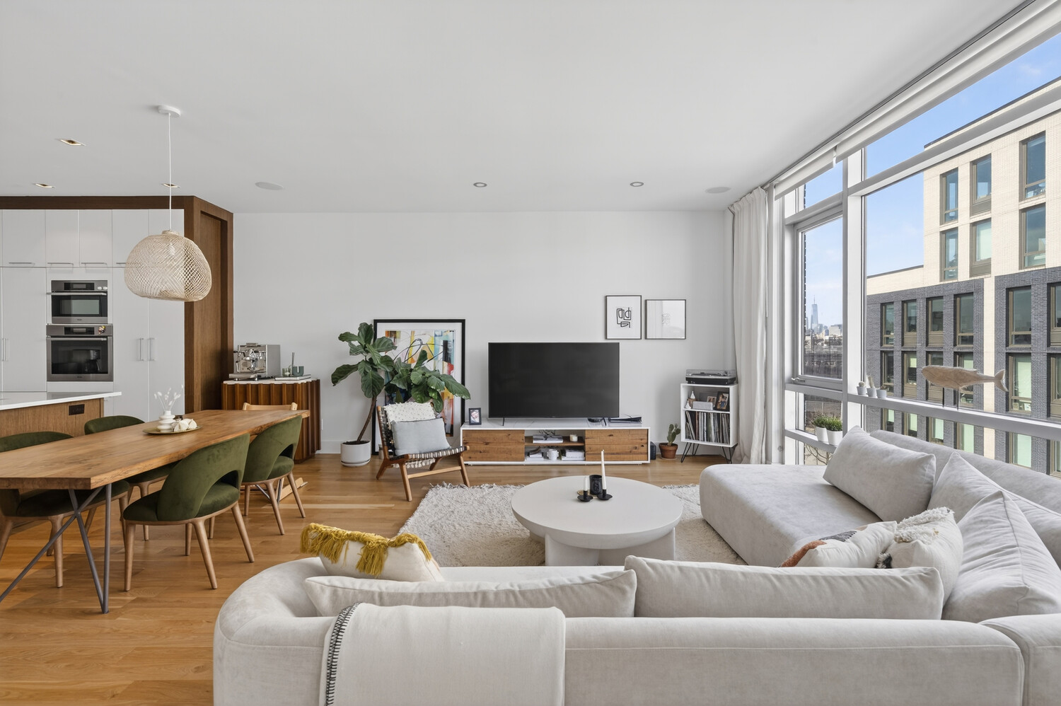 122 NEWTON Street PH