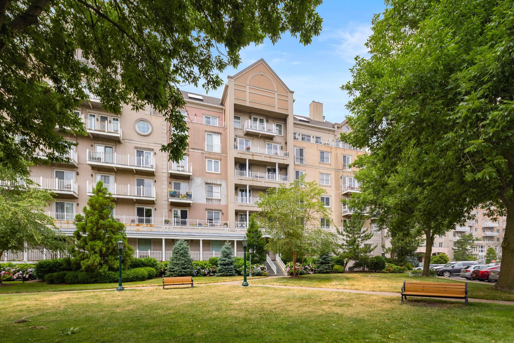 101 SHEARWATER CT EAST Unit: 45