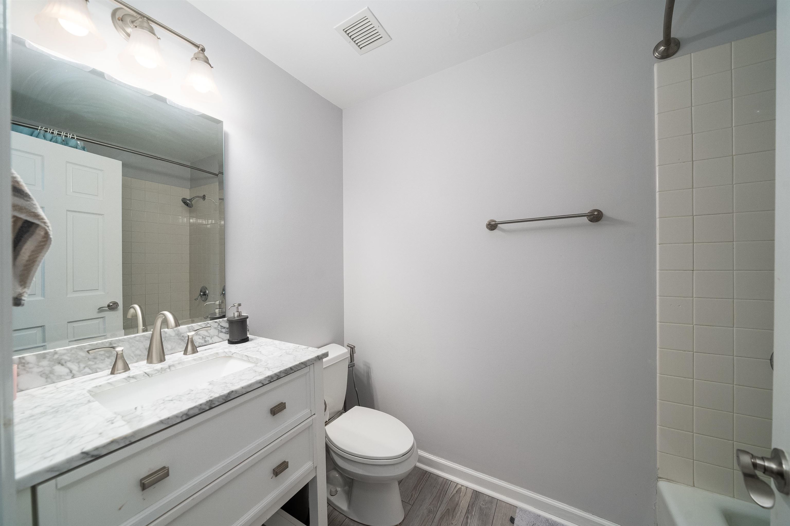 202 SHEARWATER CT WEST Unit: 53