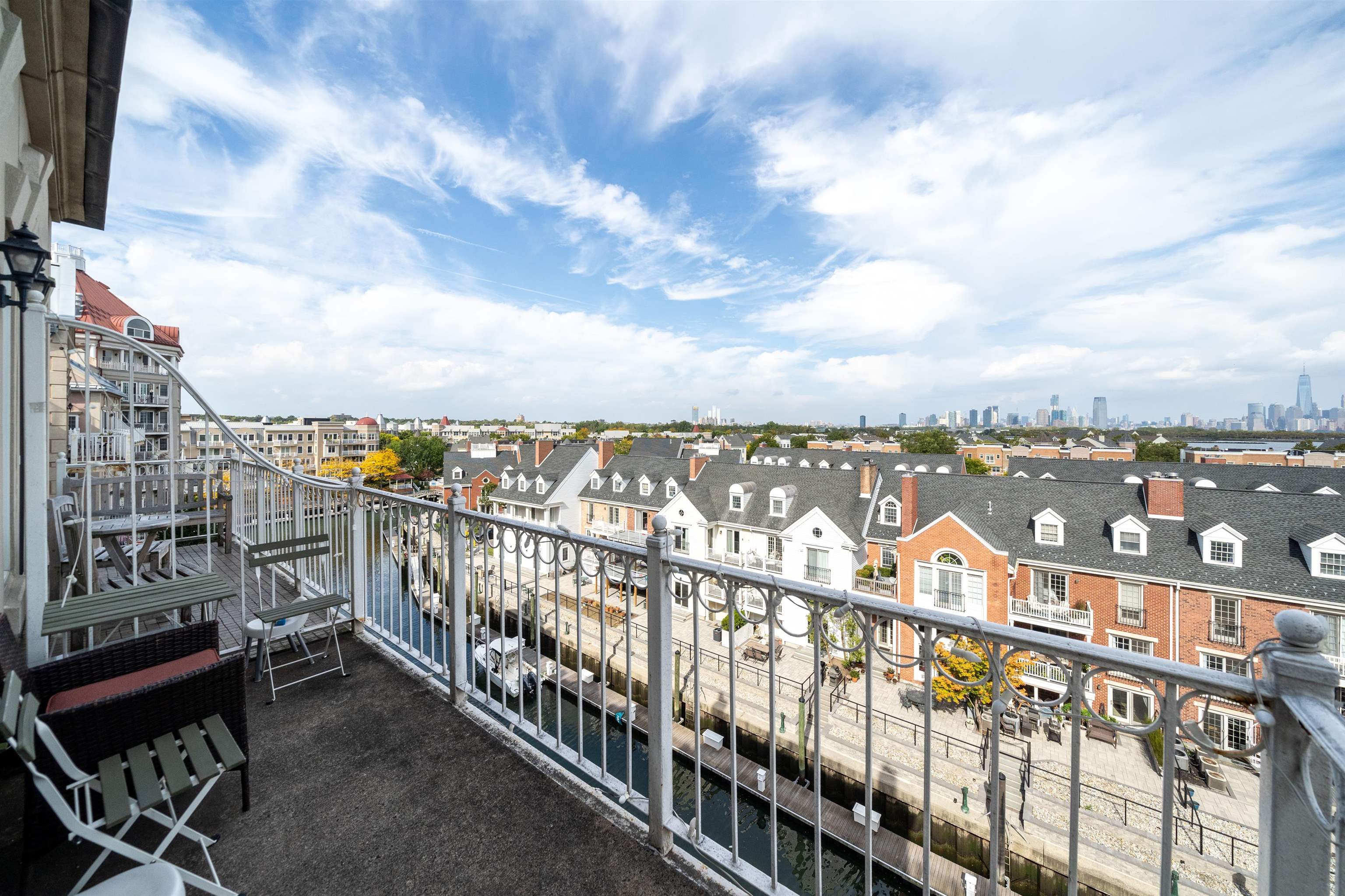 202 SHEARWATER CT WEST Unit: 53