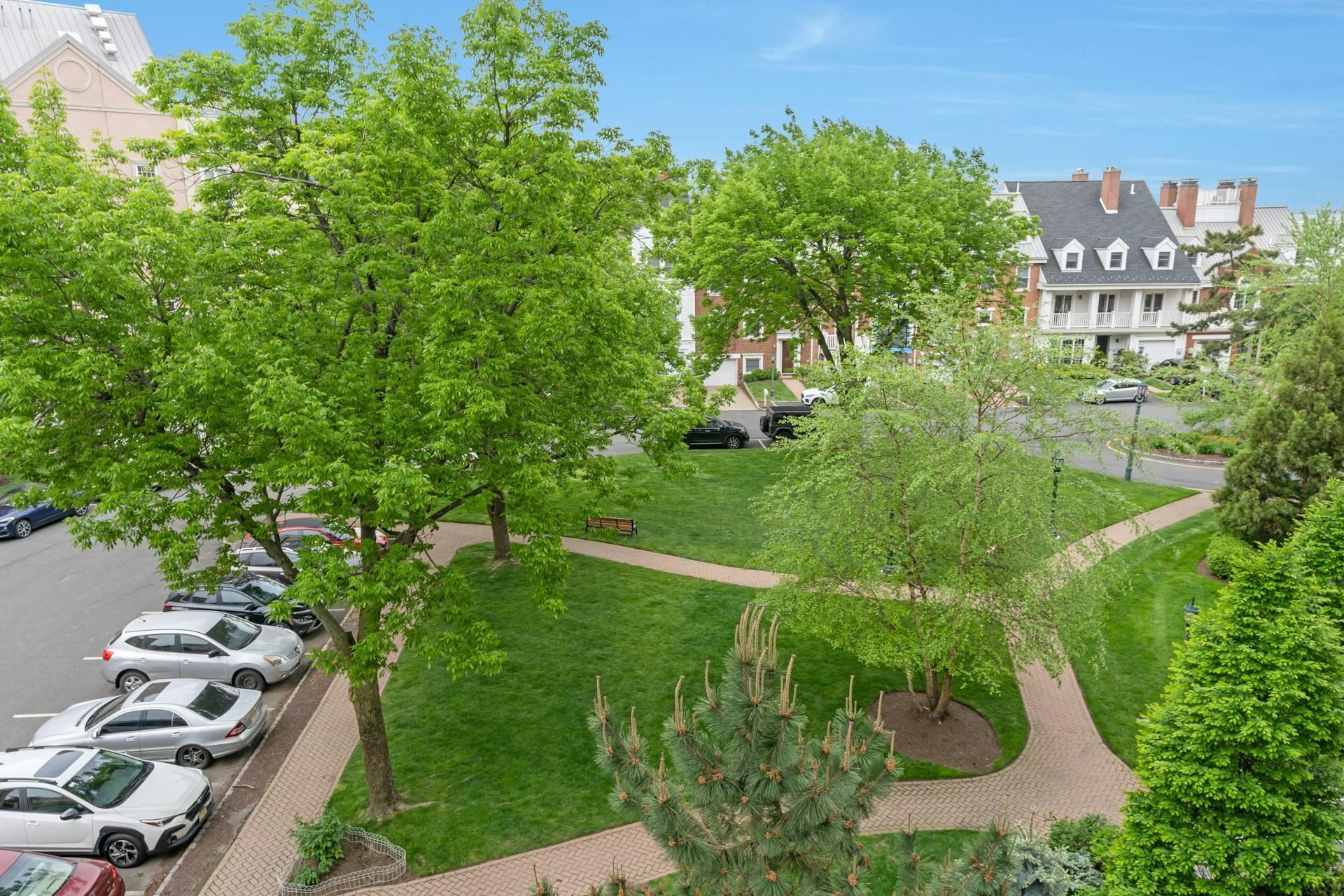 101 SHEARWATER CT EAST Unit: 35