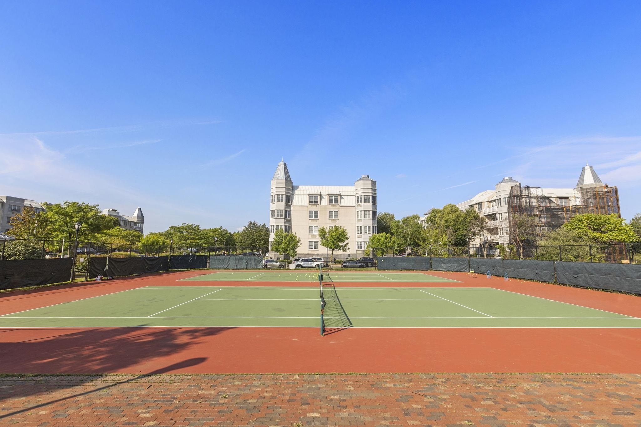 207 SHEARWATER CT WEST Unit: 46