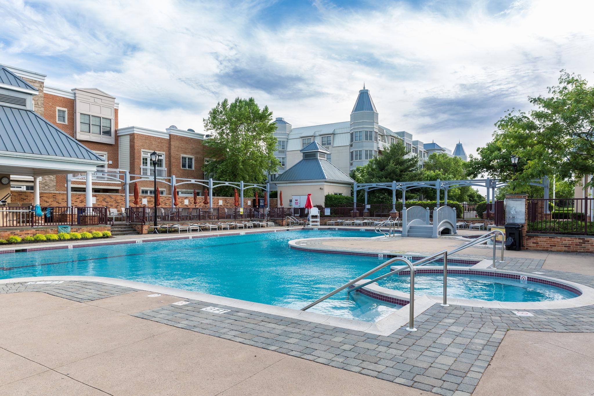 207 SHEARWATER CT WEST Unit: 46
