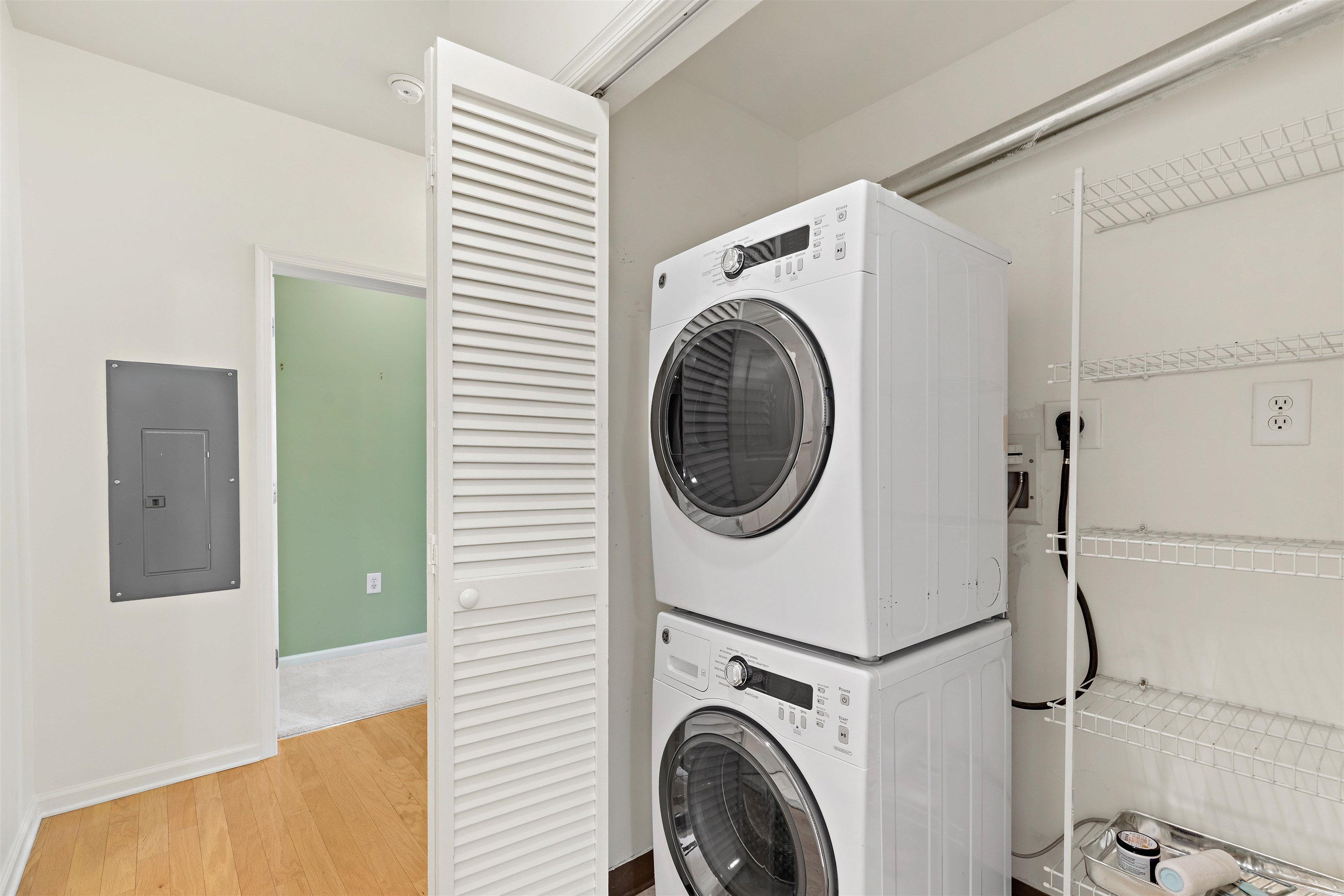 15 ENTERPRISE CT Unit: 211