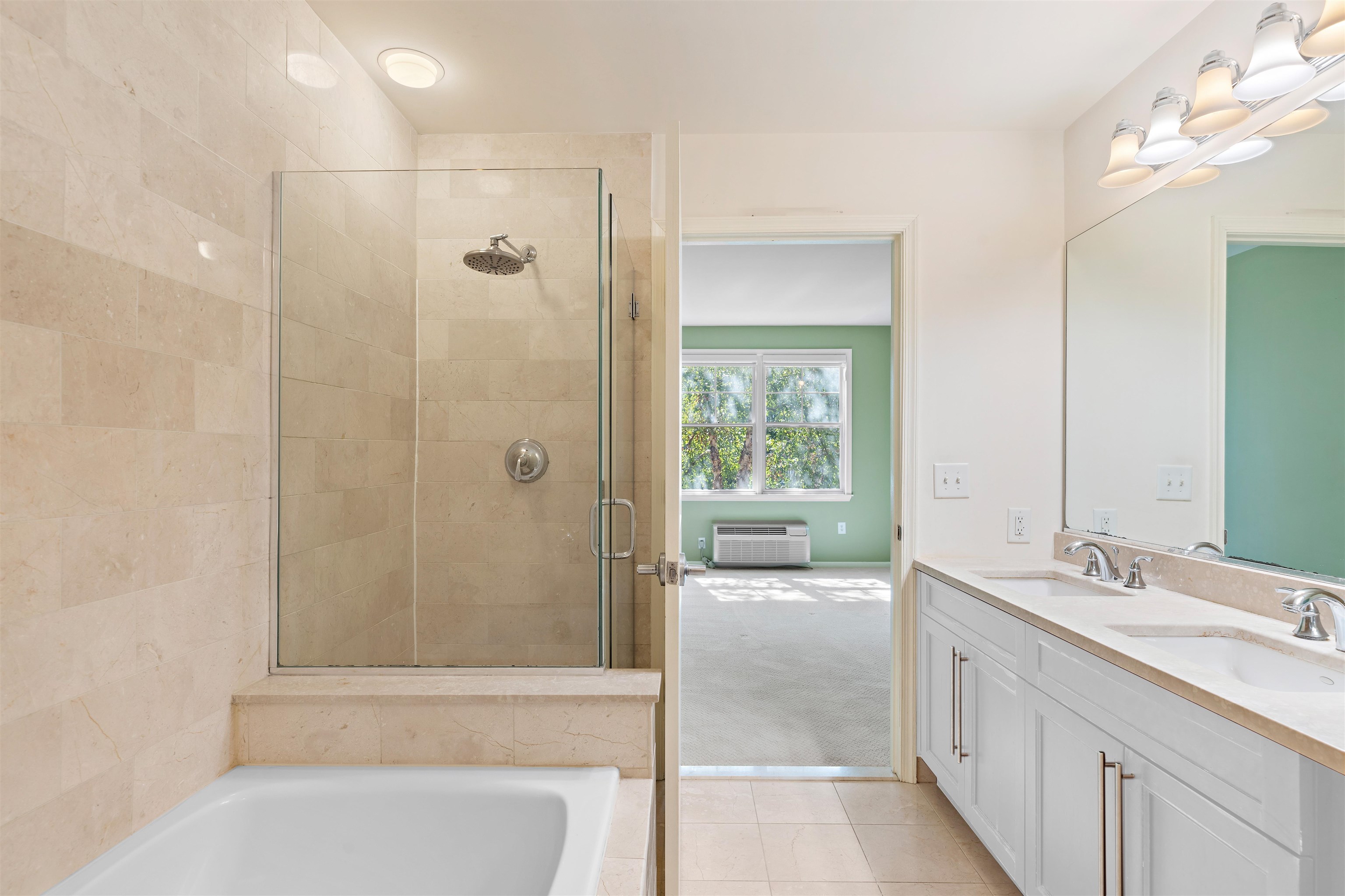 15 ENTERPRISE CT Unit: 211