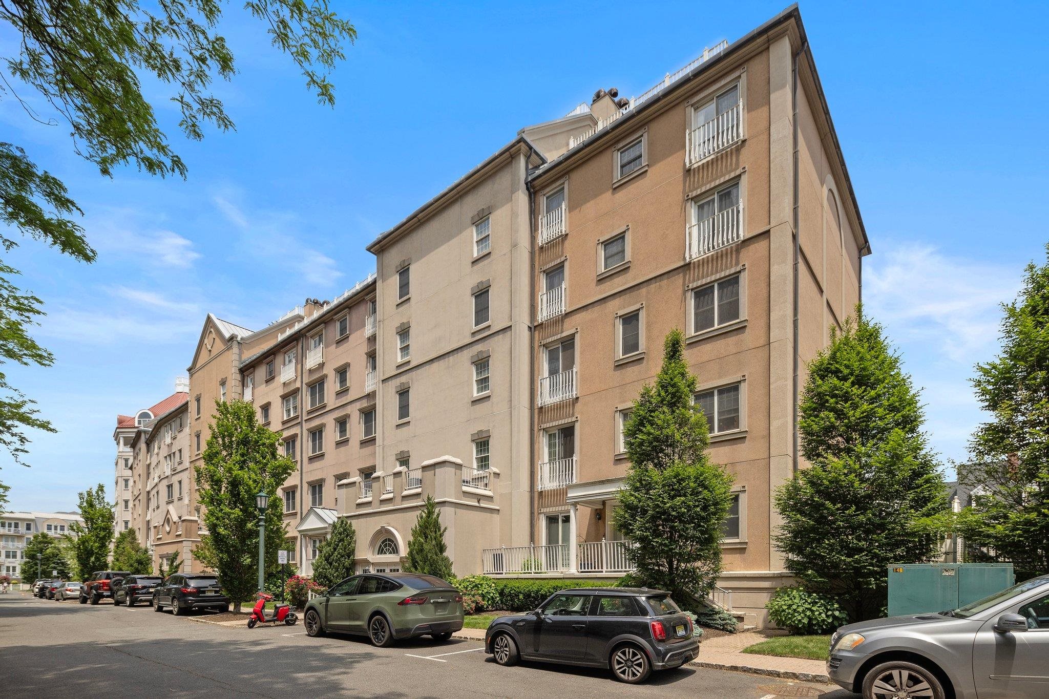 202 SHEARWATER CT WEST Unit: PH-51