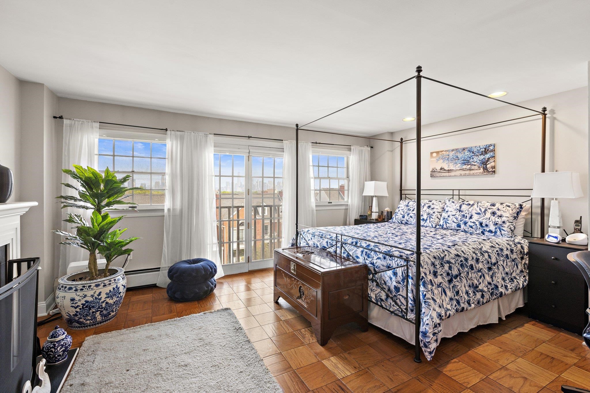 202 SHEARWATER CT WEST Unit: PH-51