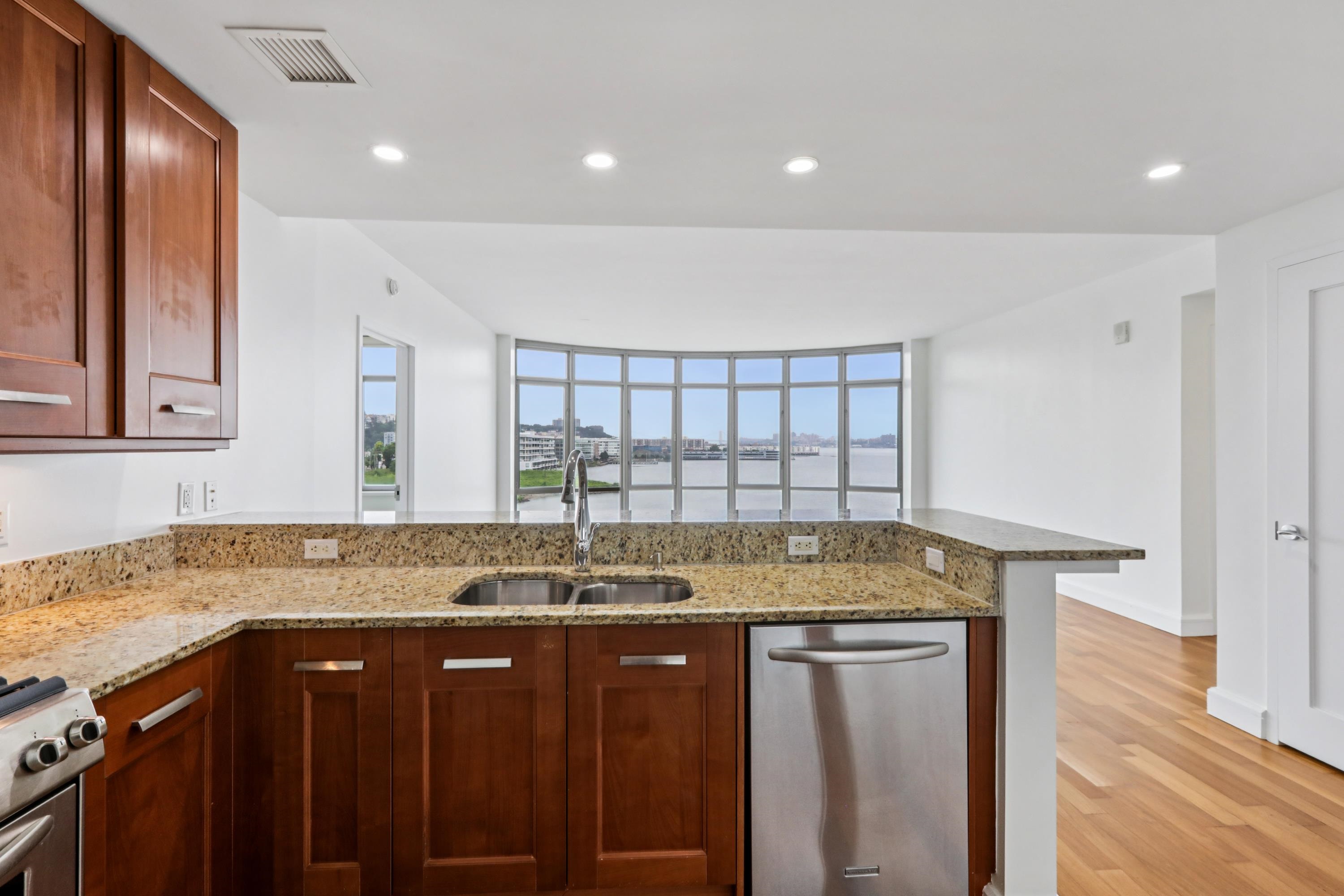 8100 RIVER RD Unit: 613