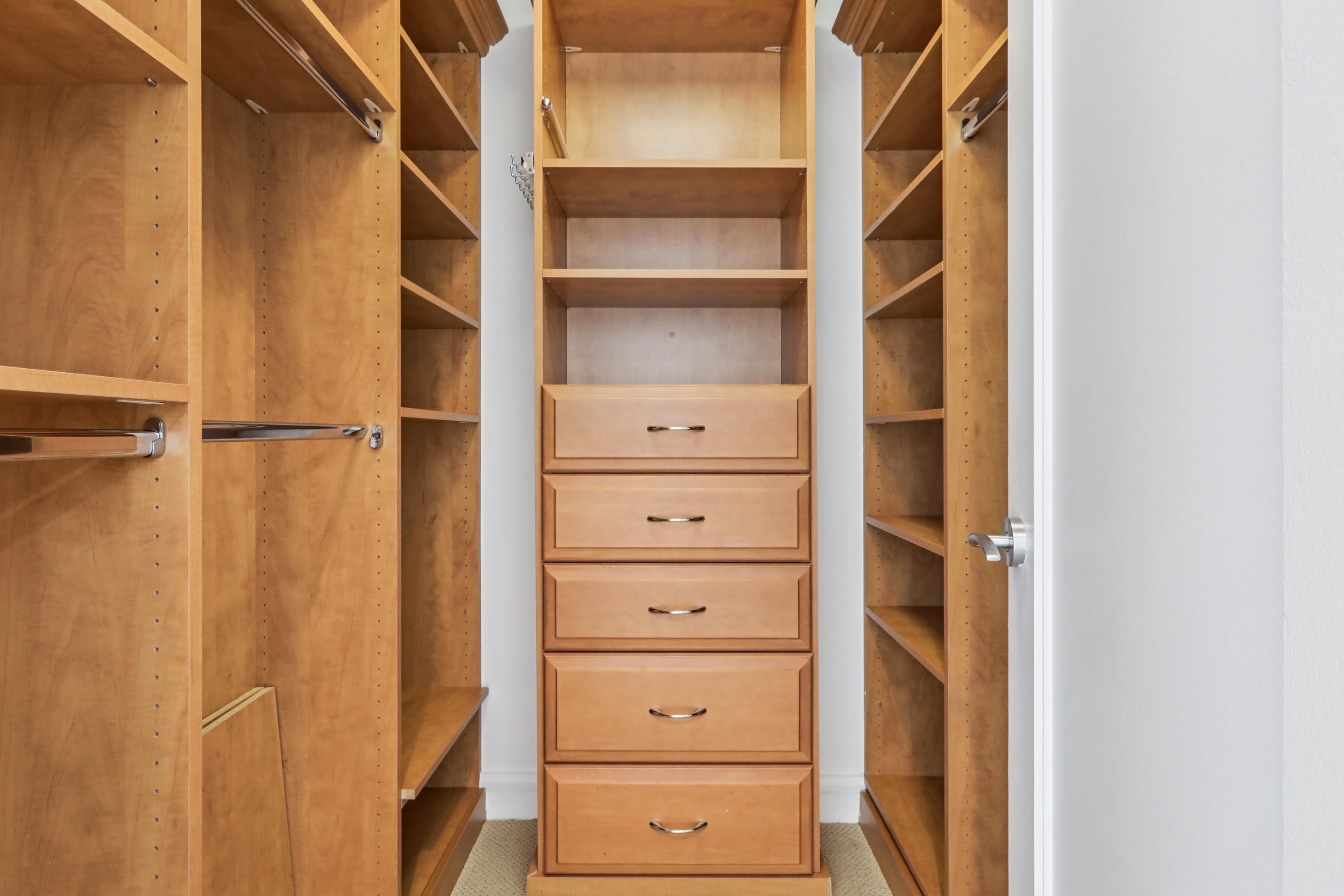 8100 RIVER RD Unit: 613