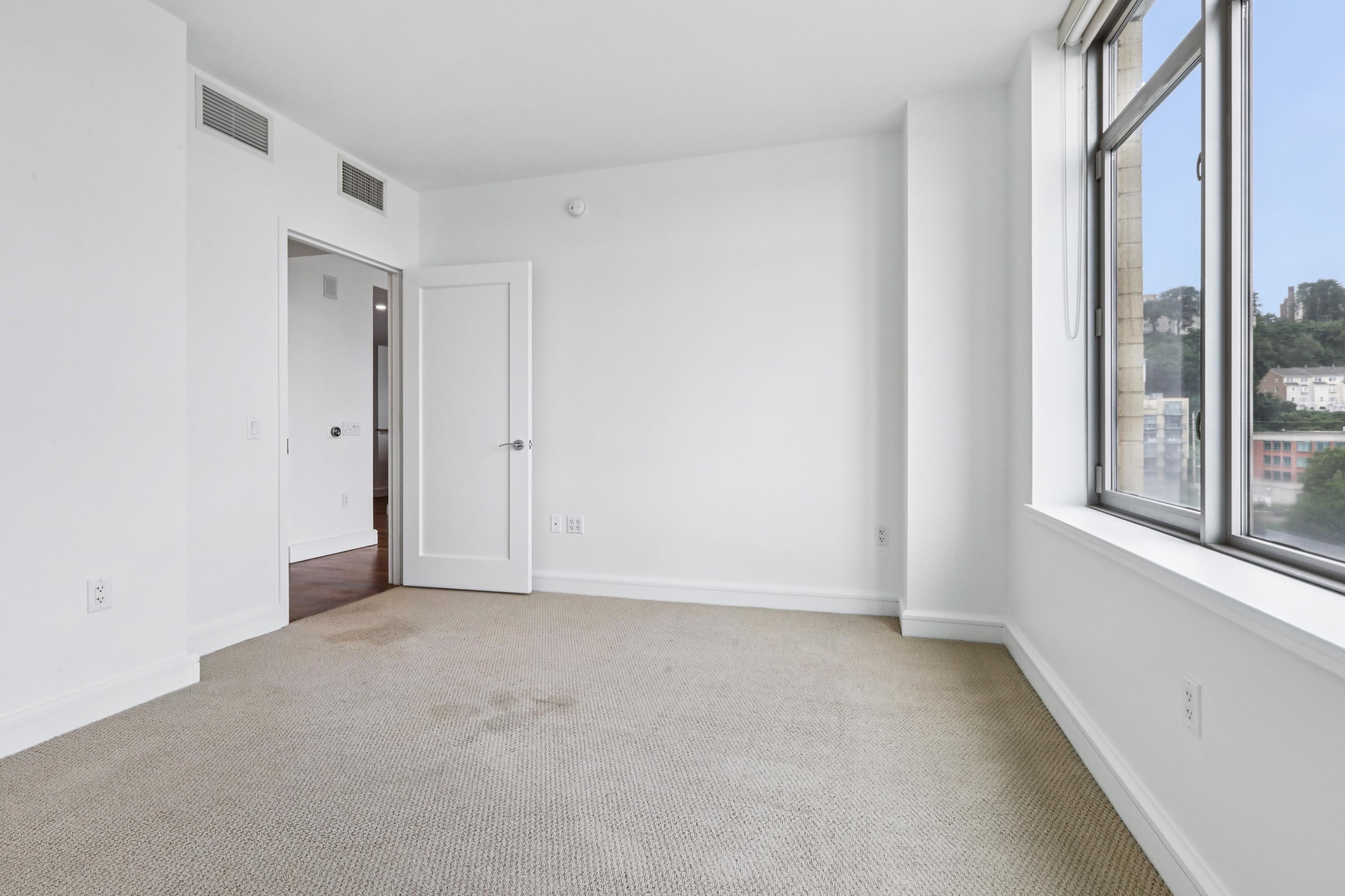 8100 RIVER RD Unit: 613