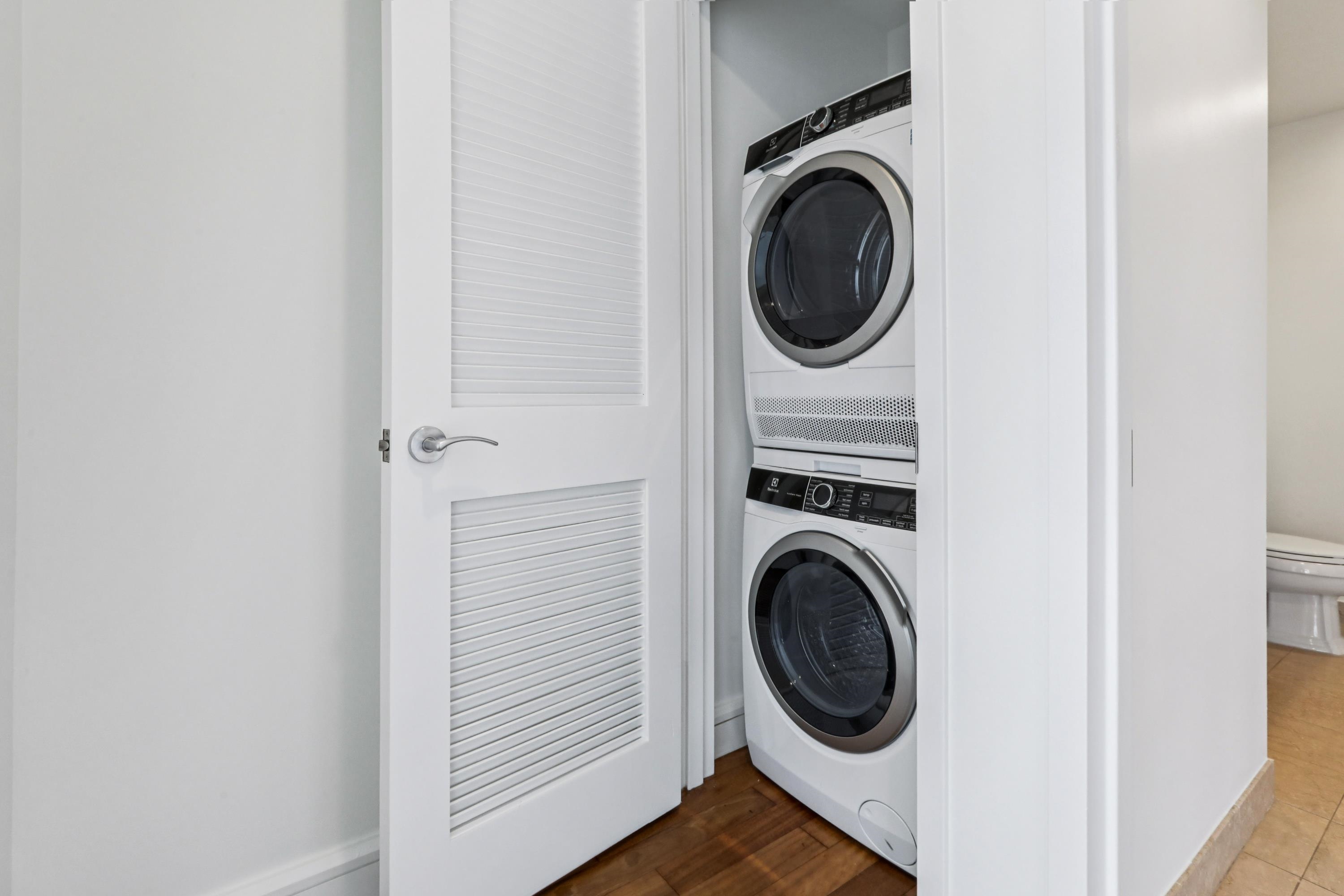 8100 RIVER RD Unit: 613