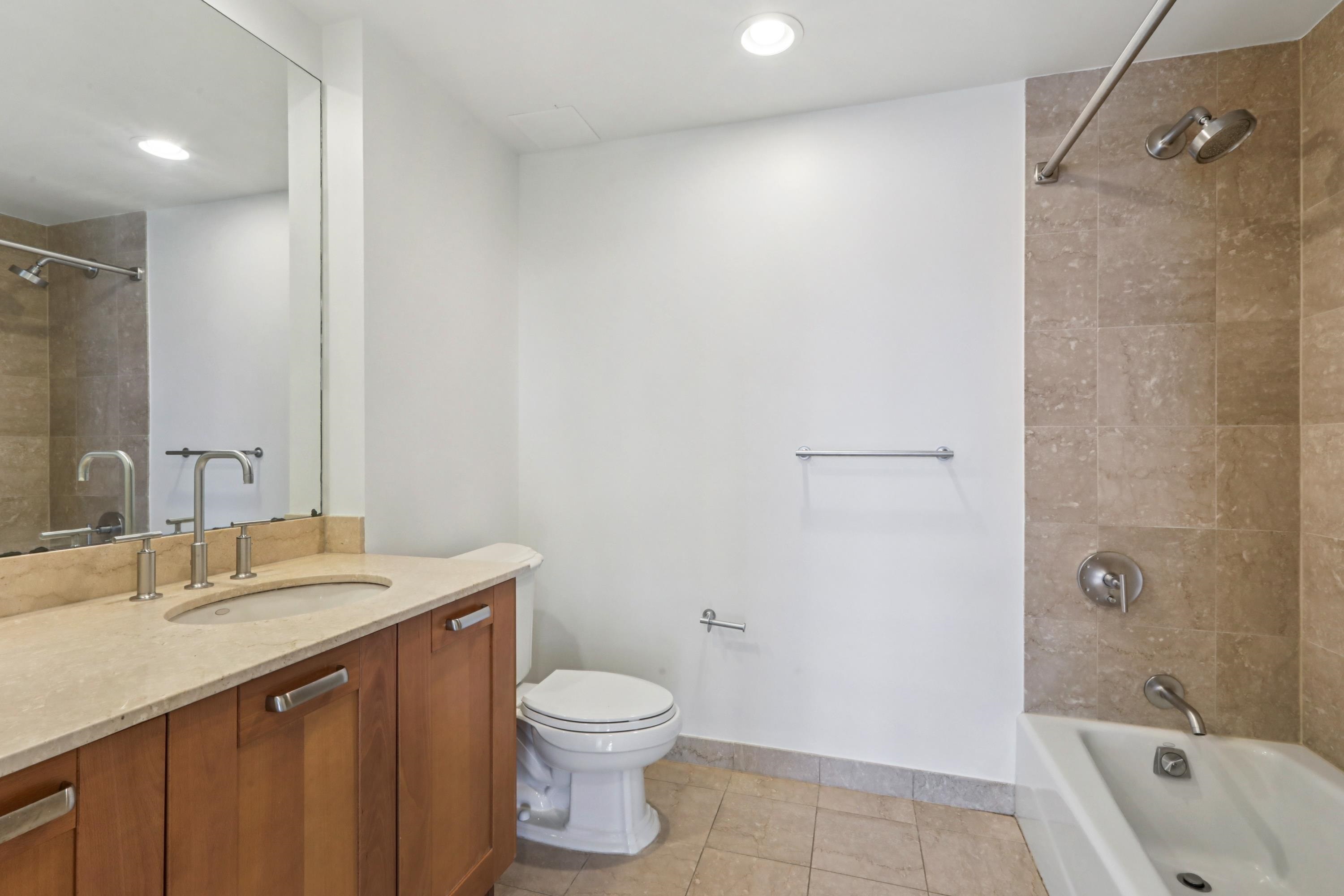 8100 RIVER RD Unit: 613