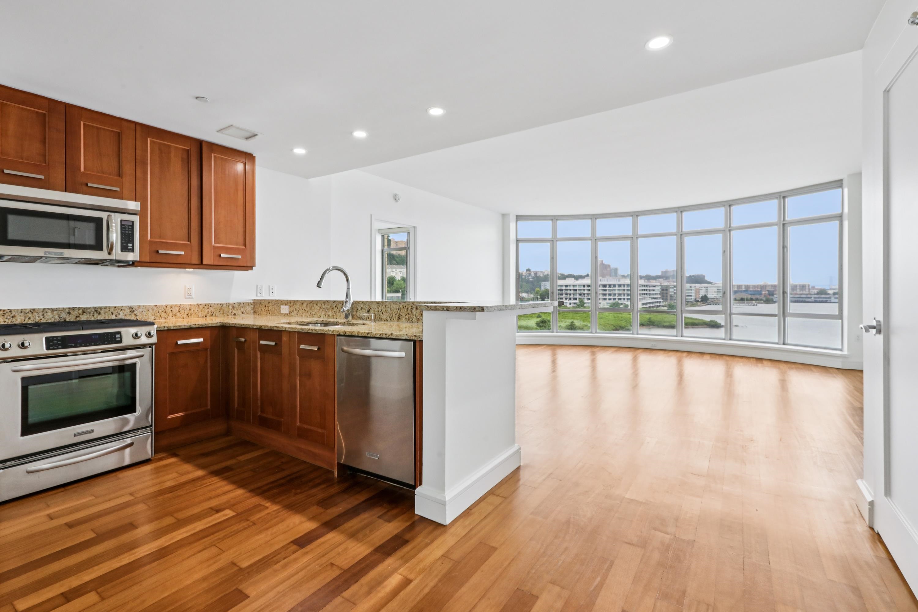 8100 RIVER RD Unit: 613