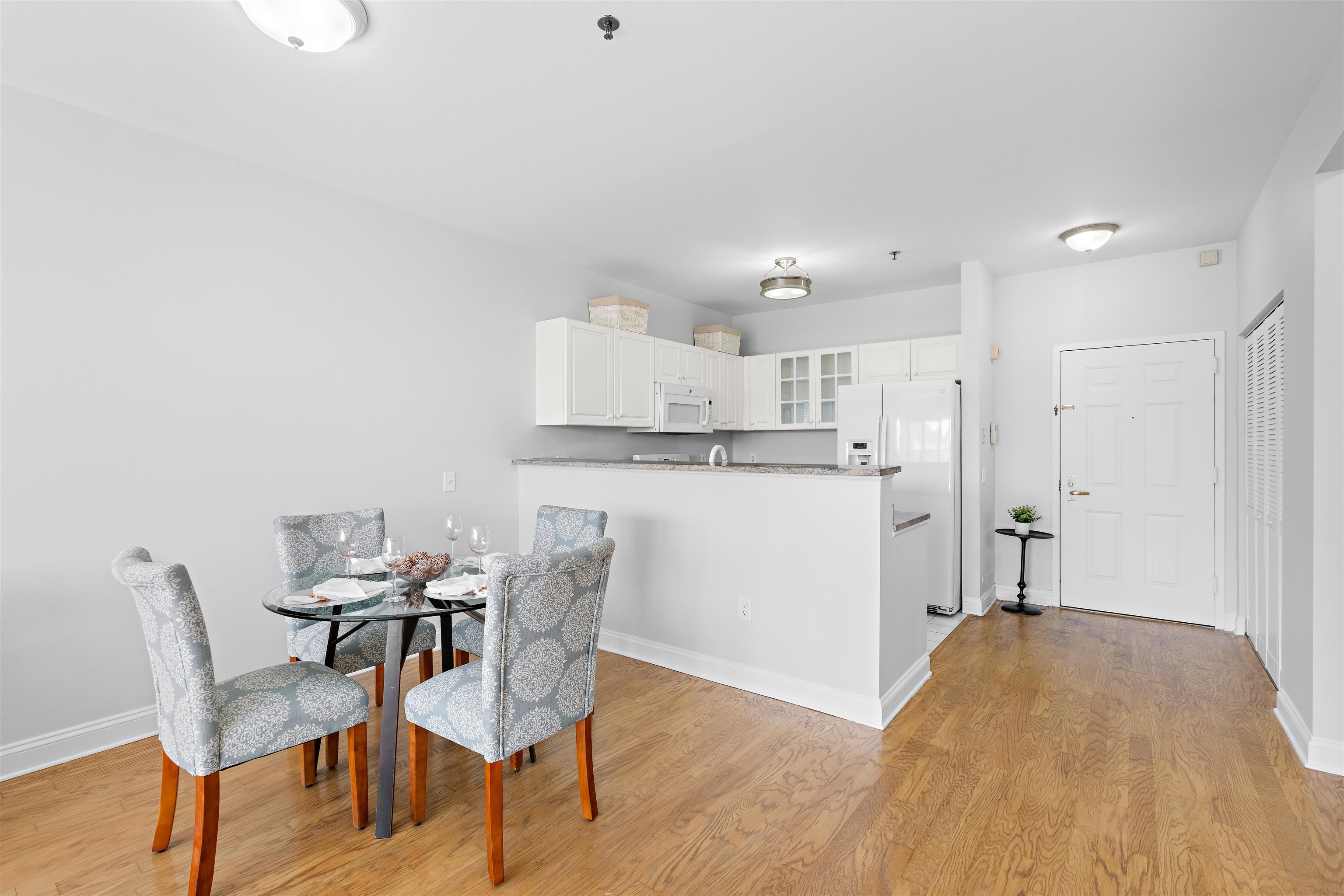 30 CONSTITUTION WAY Unit: 409