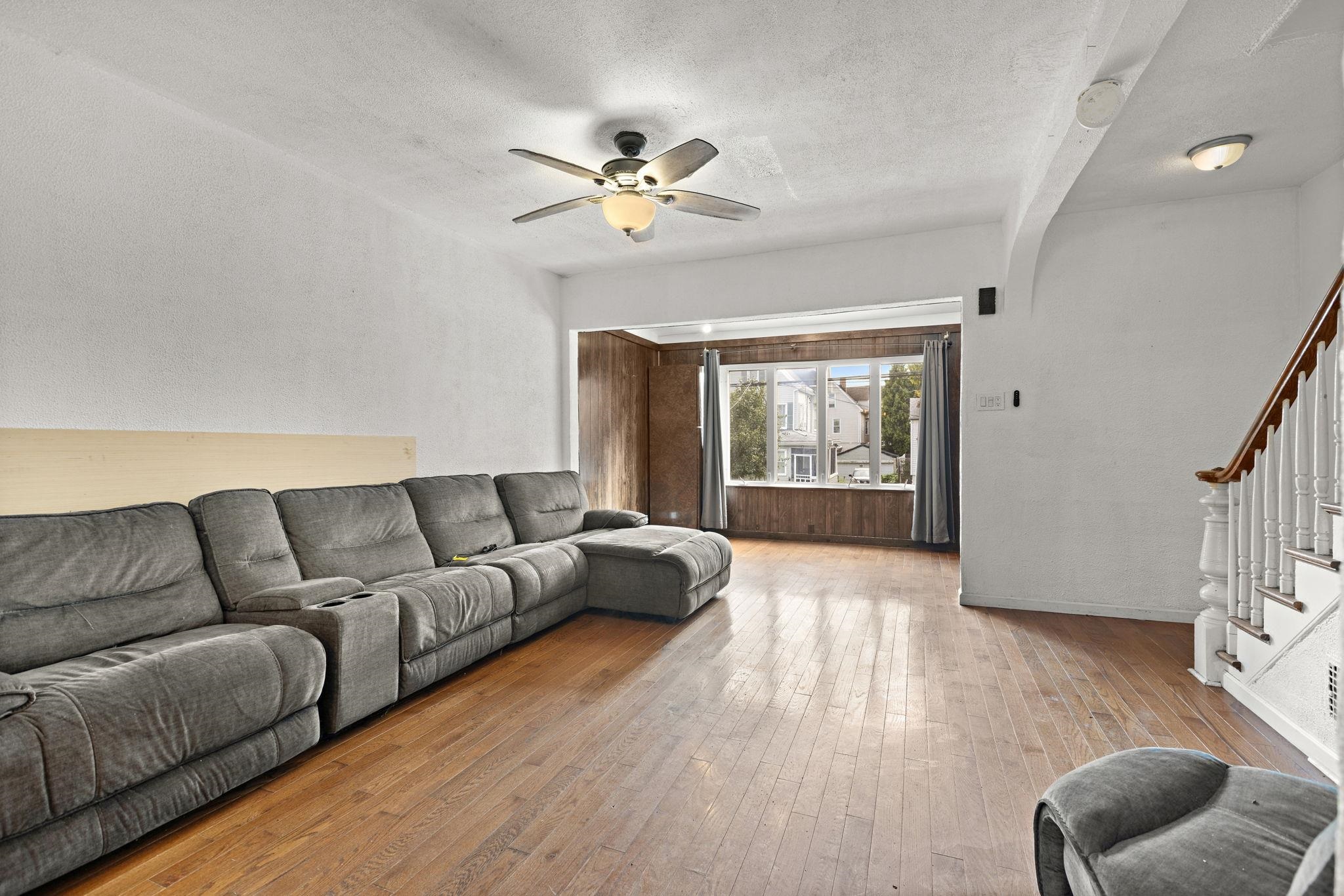 43 WEST 43RD ST
