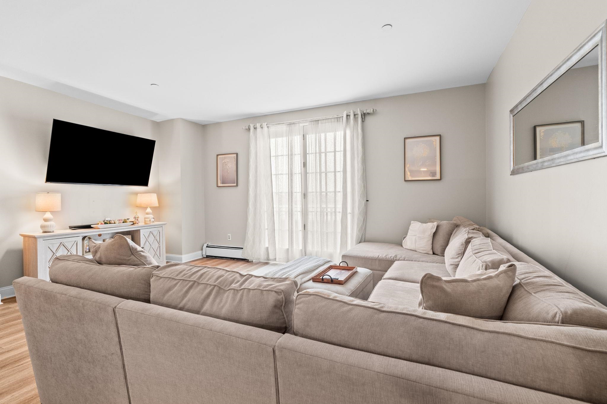 100 SHEARWATER CT EAST Unit: 31