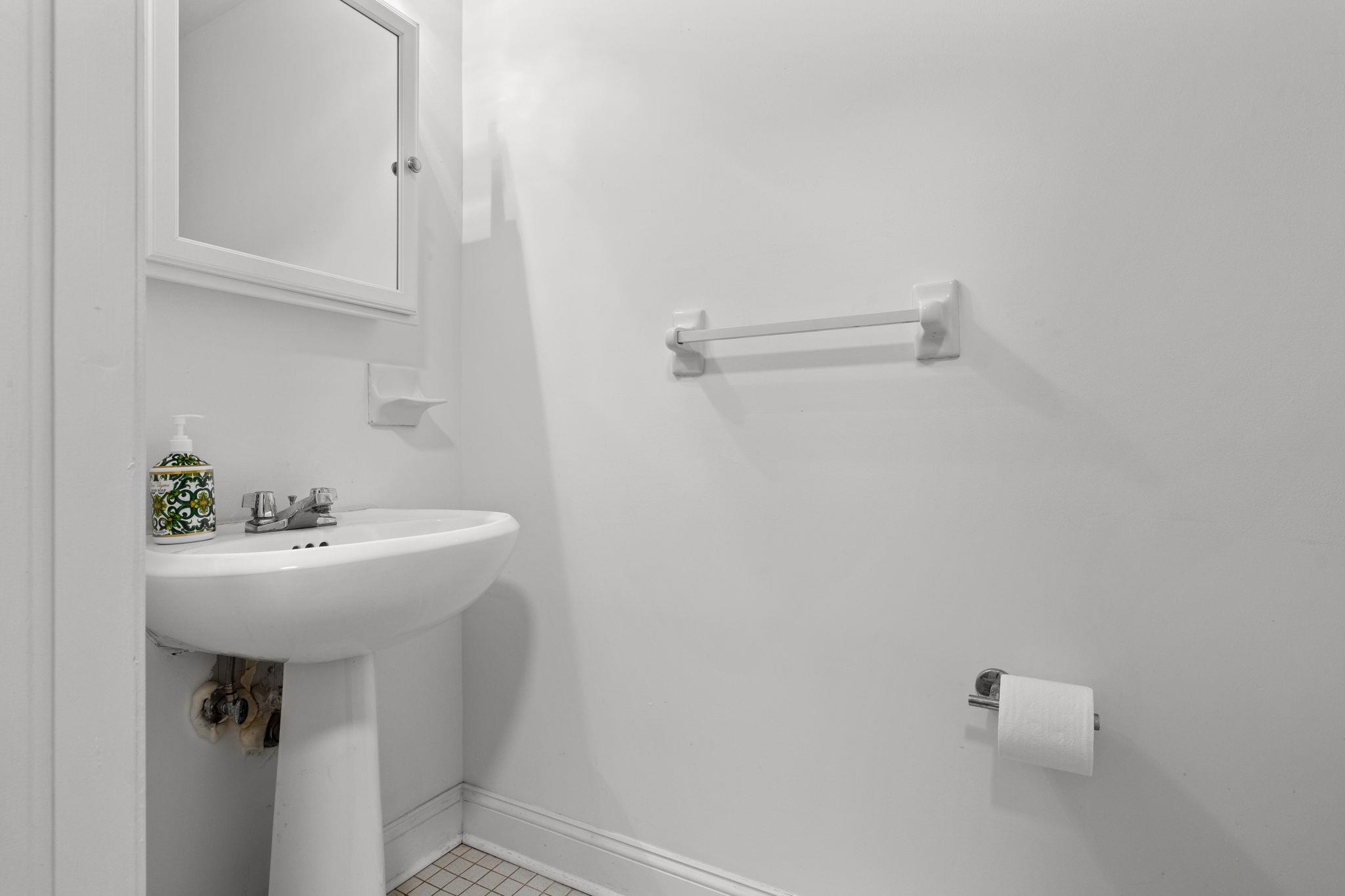 100 SHEARWATER CT EAST Unit: 31