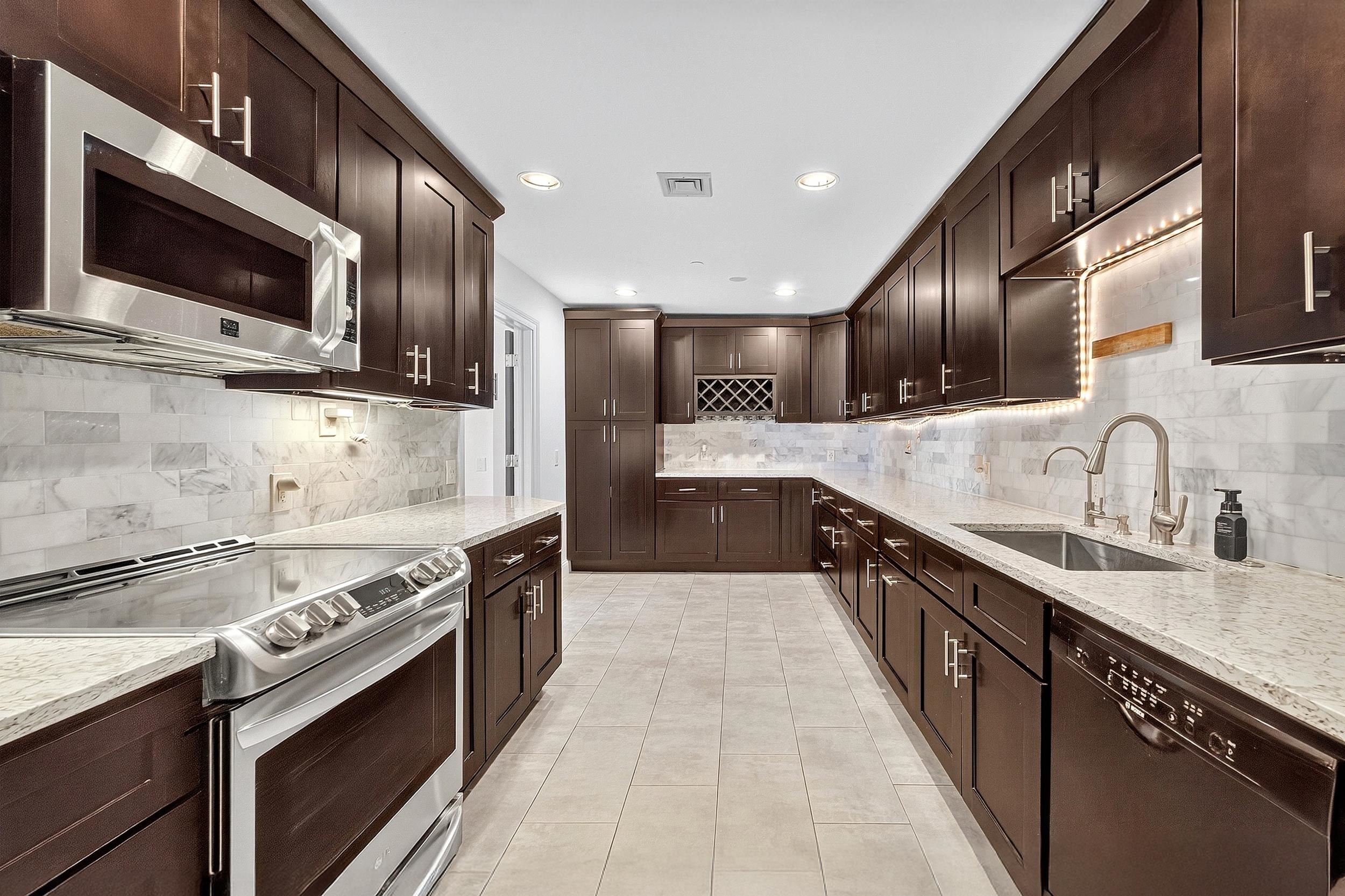 100 SHEARWATER CT EAST Unit: 26