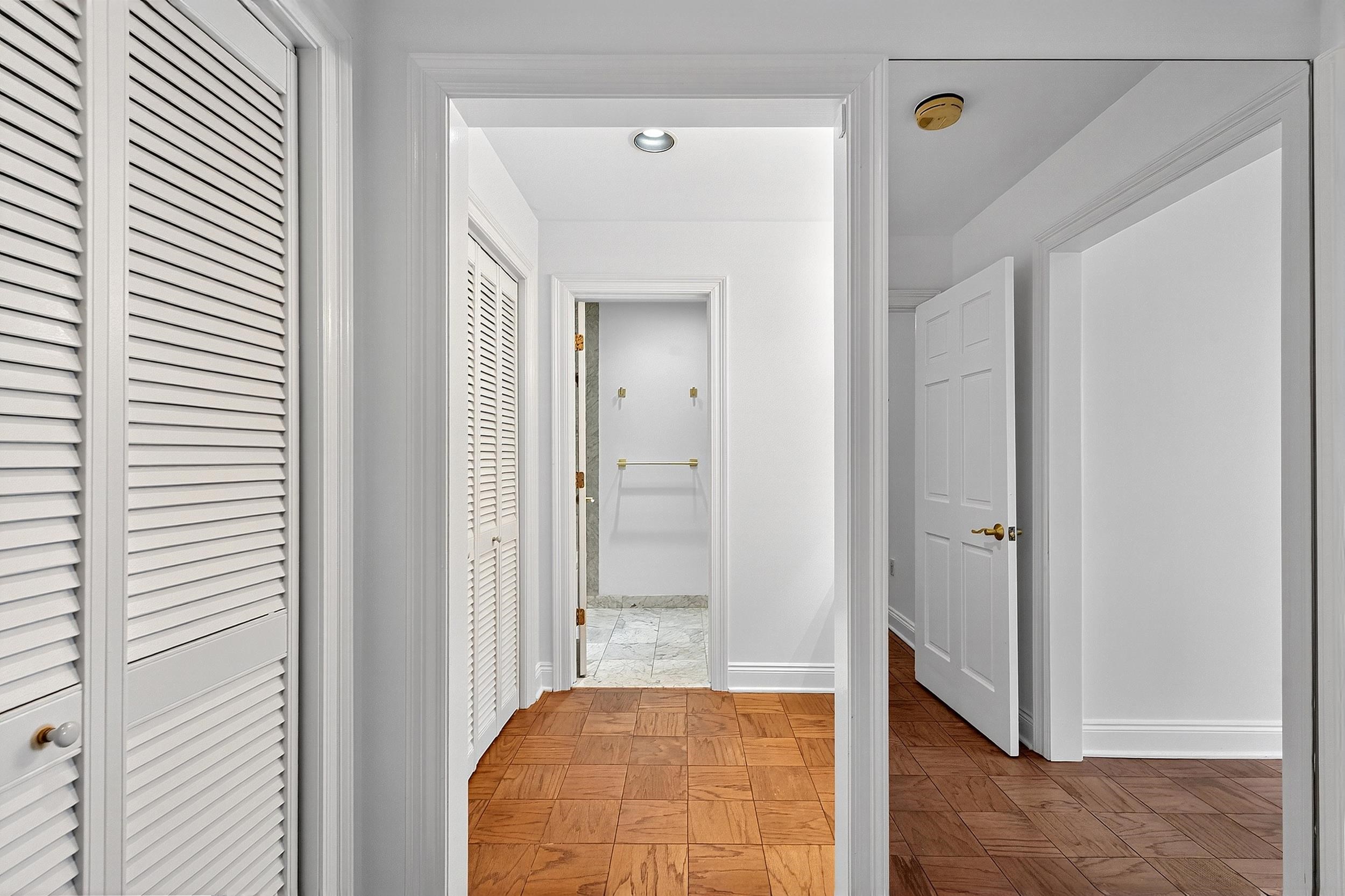 100 SHEARWATER CT EAST Unit: 26