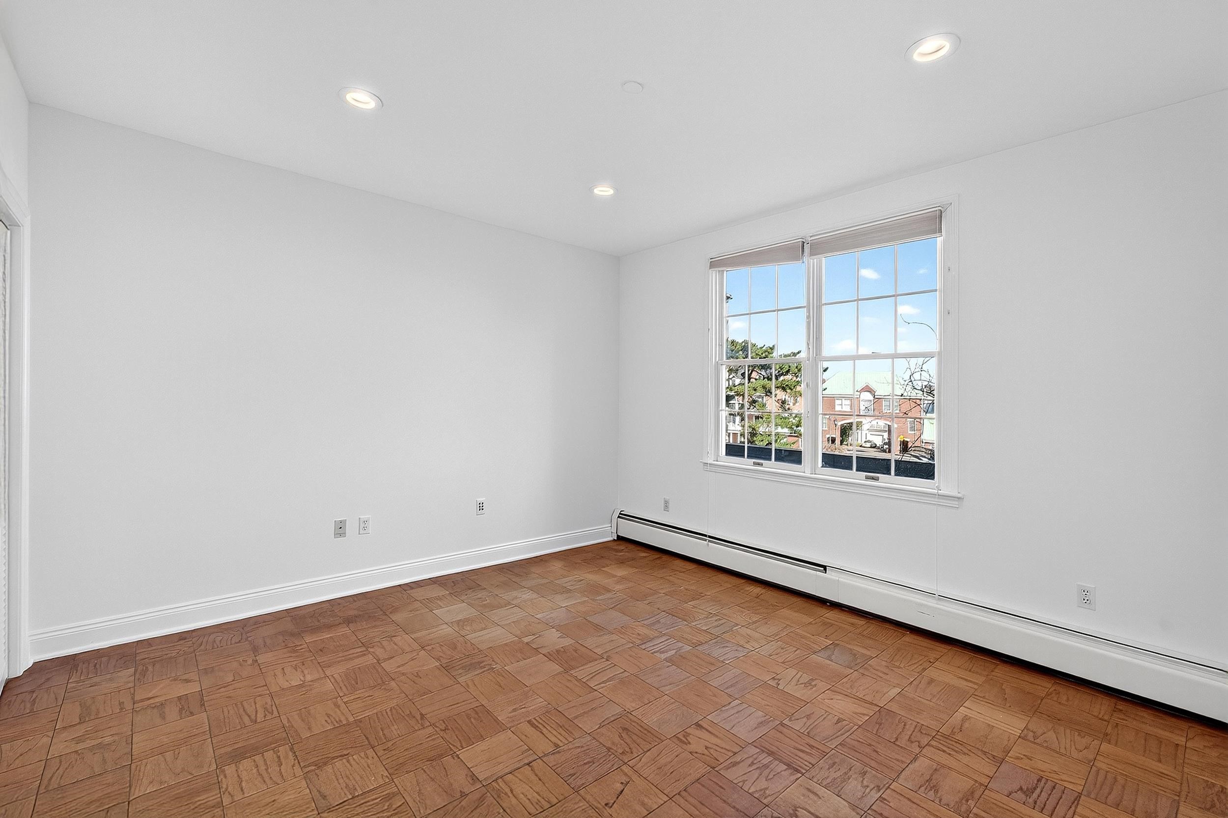 100 SHEARWATER CT EAST Unit: 26