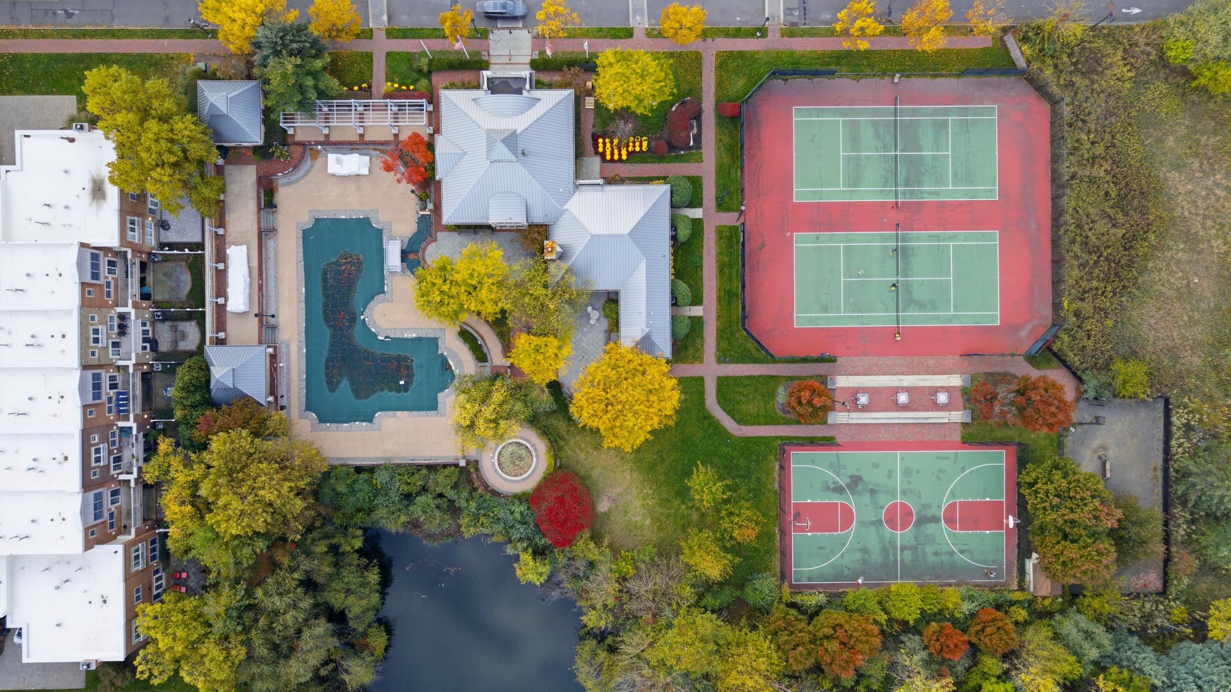 100 SHEARWATER CT EAST Unit: 26