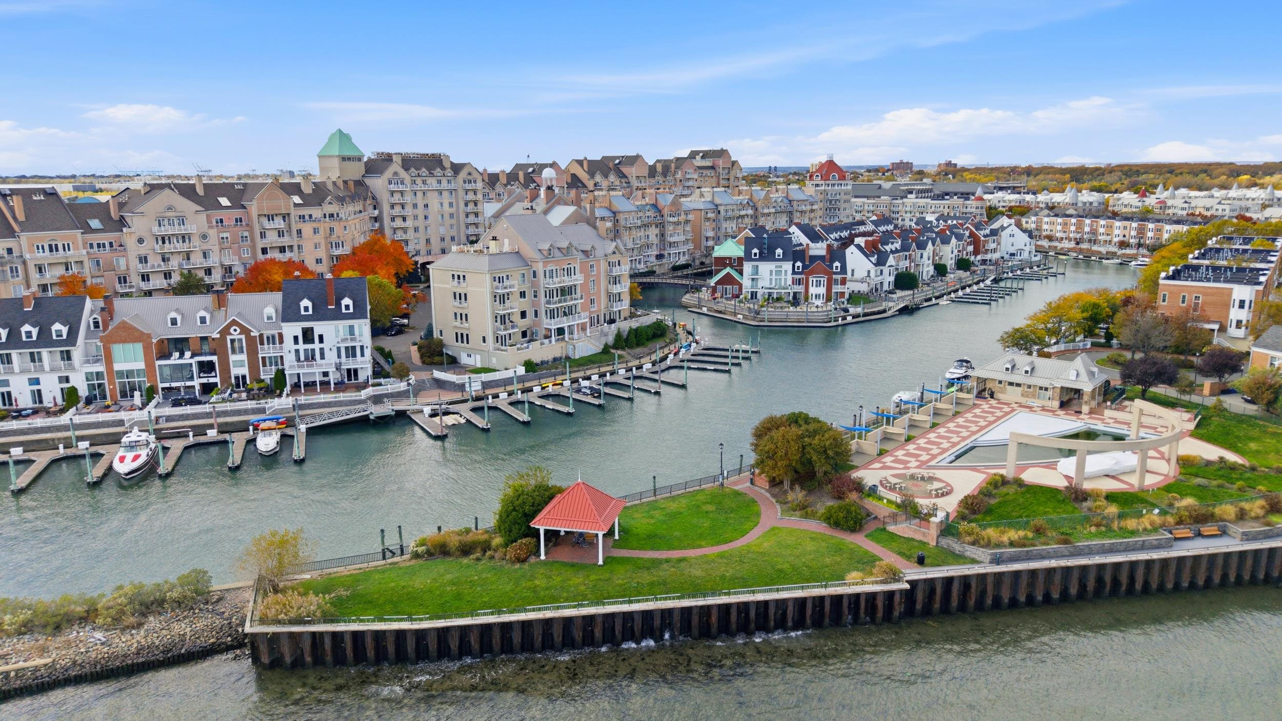 100 SHEARWATER CT EAST Unit: 26