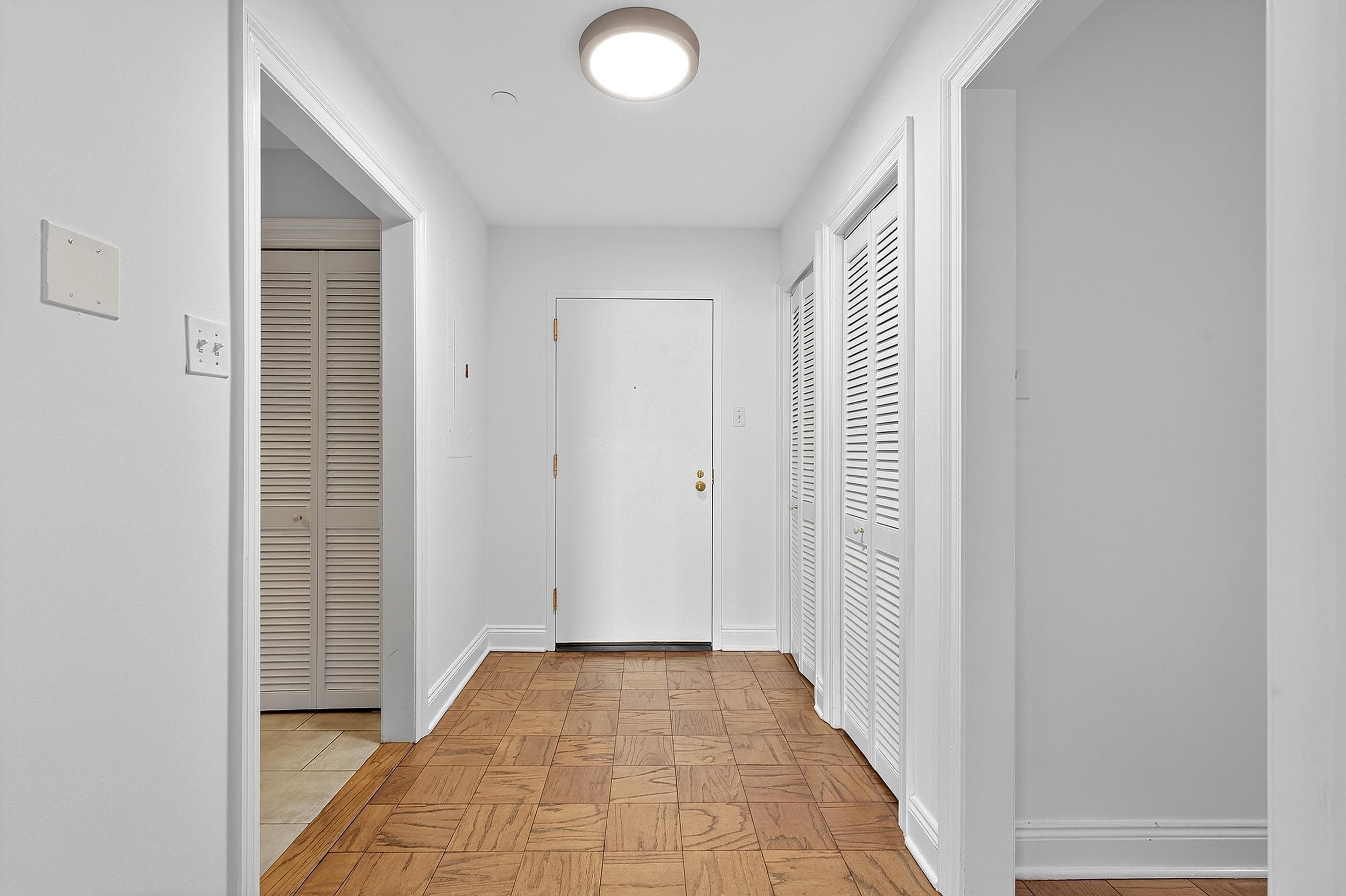 100 SHEARWATER CT EAST Unit: 26