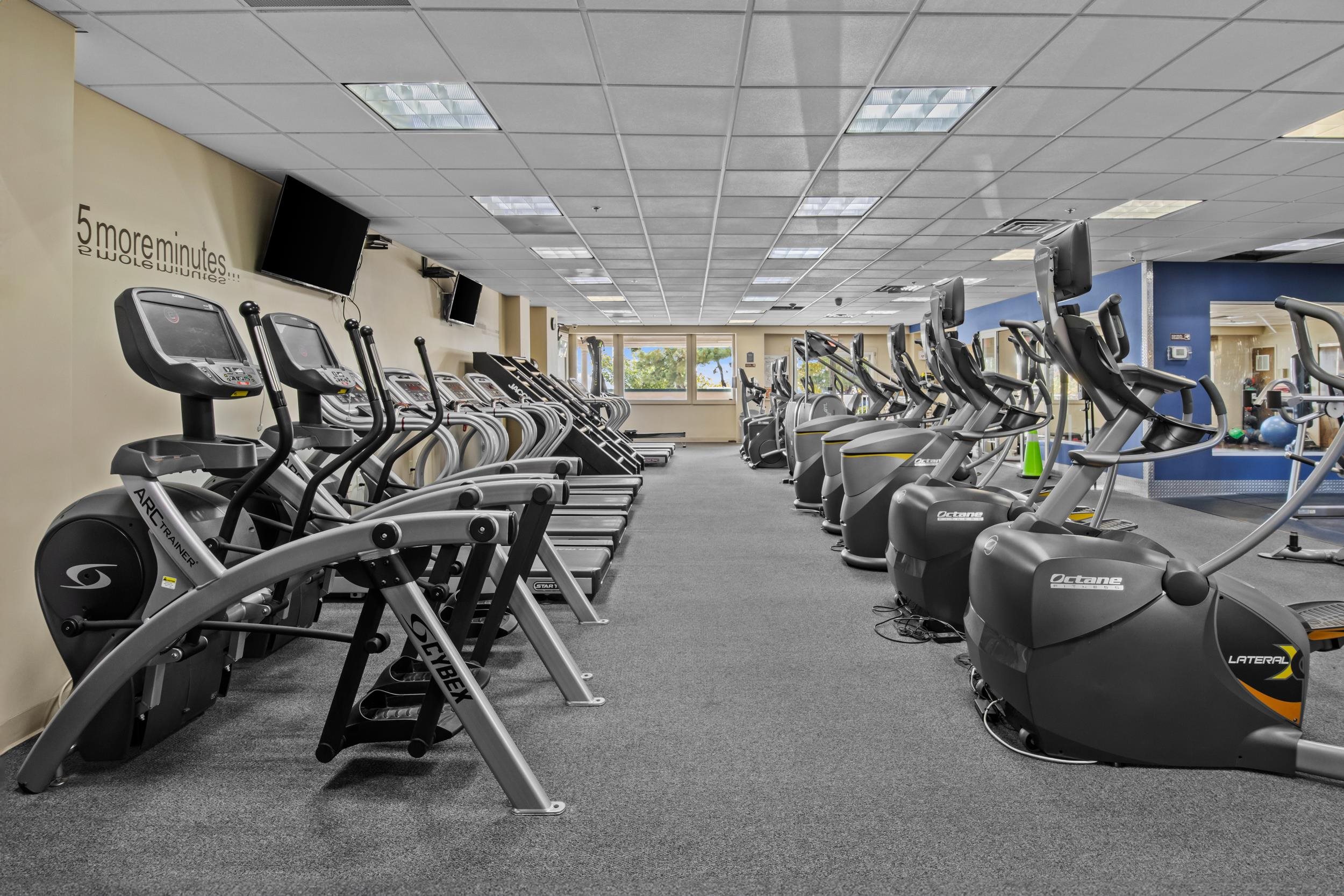 100 SHEARWATER CT EAST Unit: 26