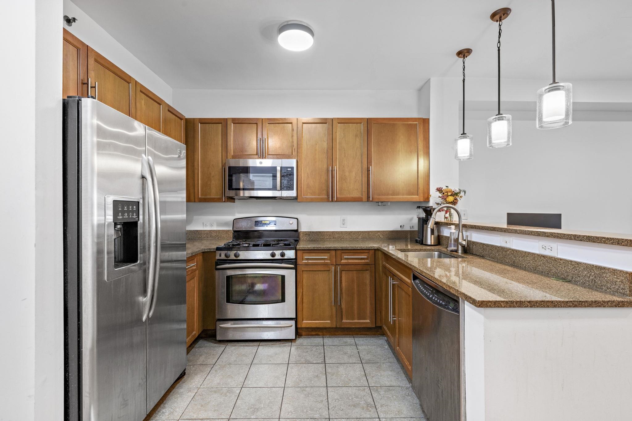 4 CONSTELLATION PL Unit: 101