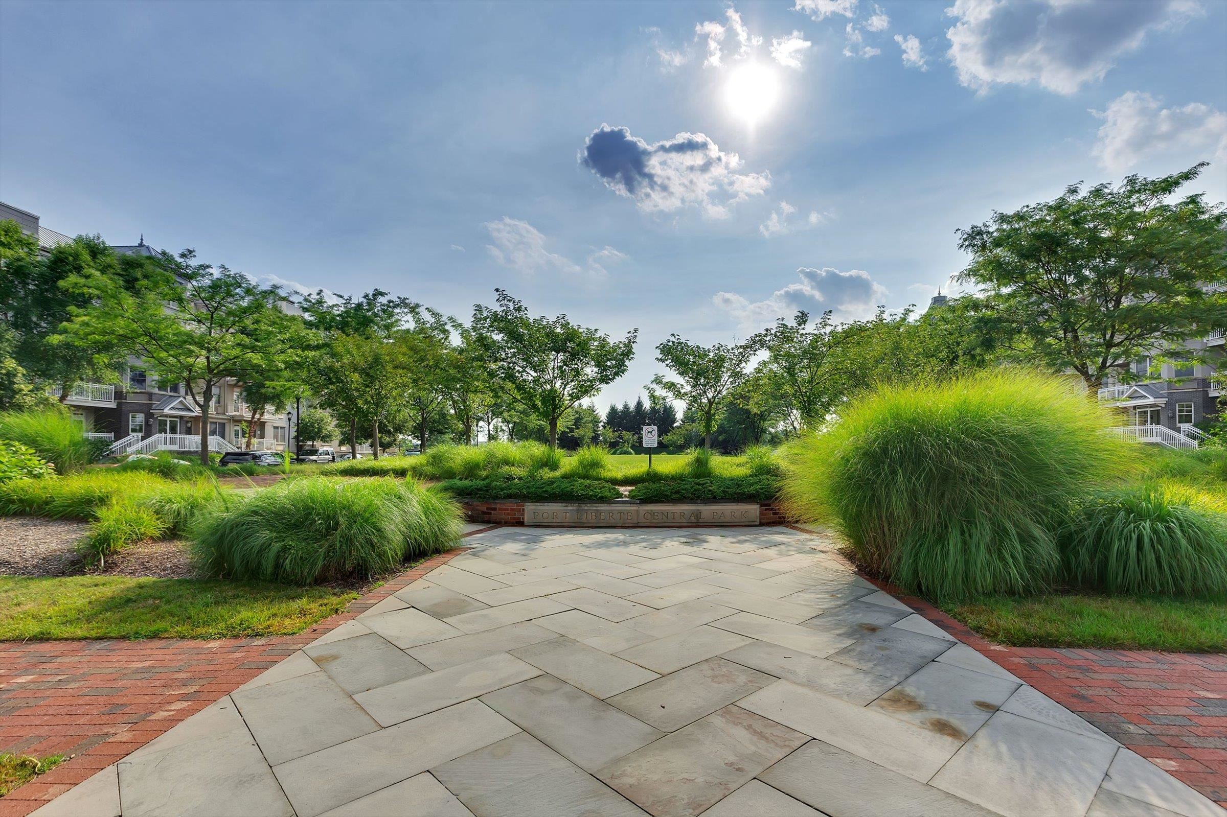 4 CONSTELLATION PL Unit: 101