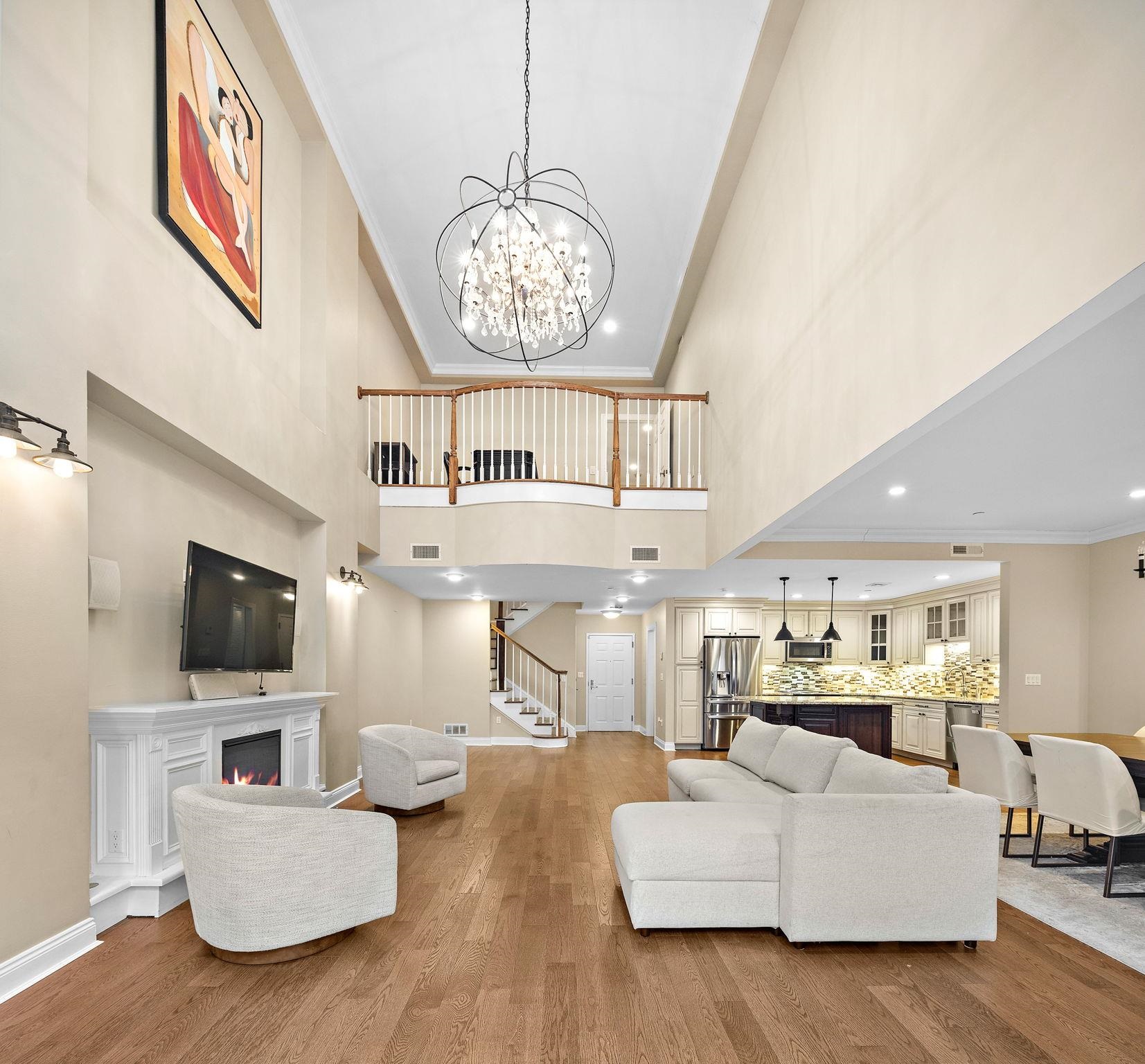 208 SHEARWATER CT WEST Unit: 15