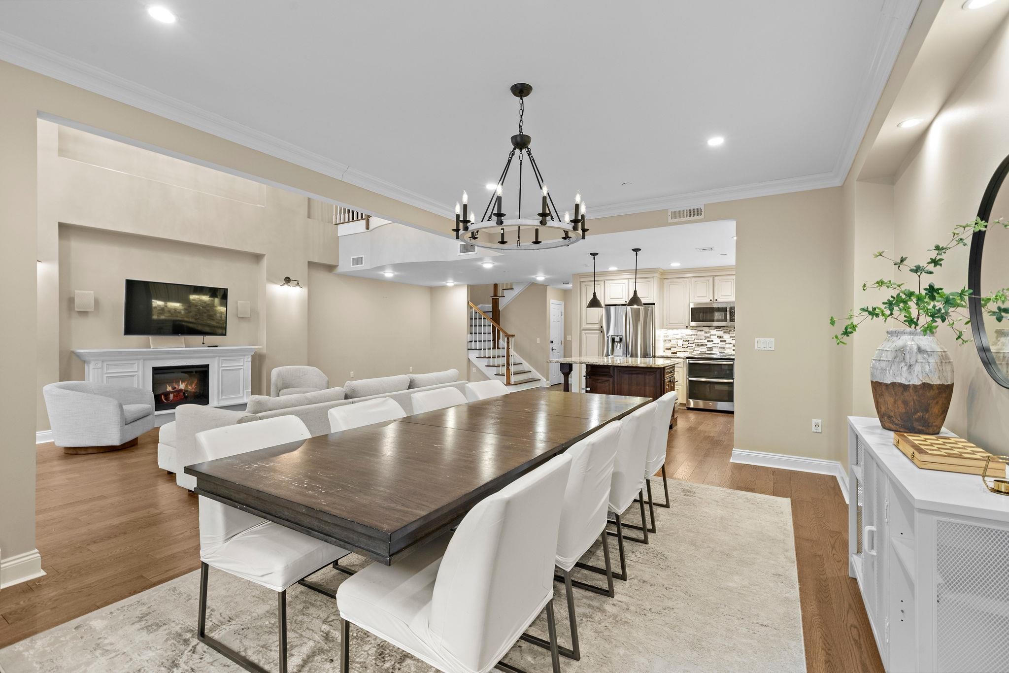 208 SHEARWATER CT WEST Unit: 15