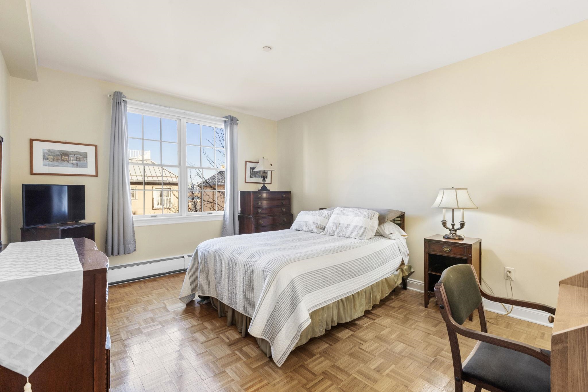 207 SHEARWATER CT WEST Unit: 55