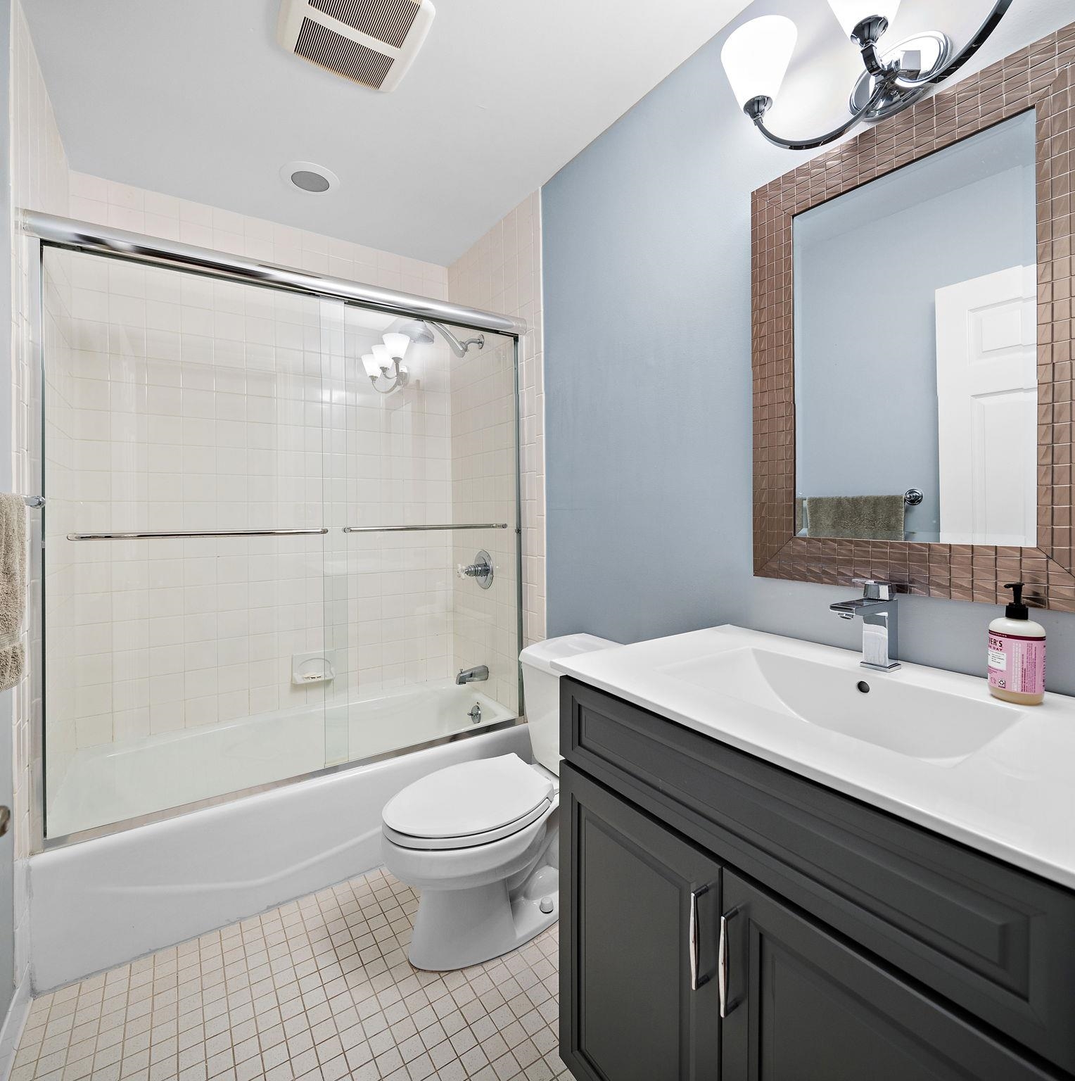 207 SHEARWATER CT WEST Unit: 31