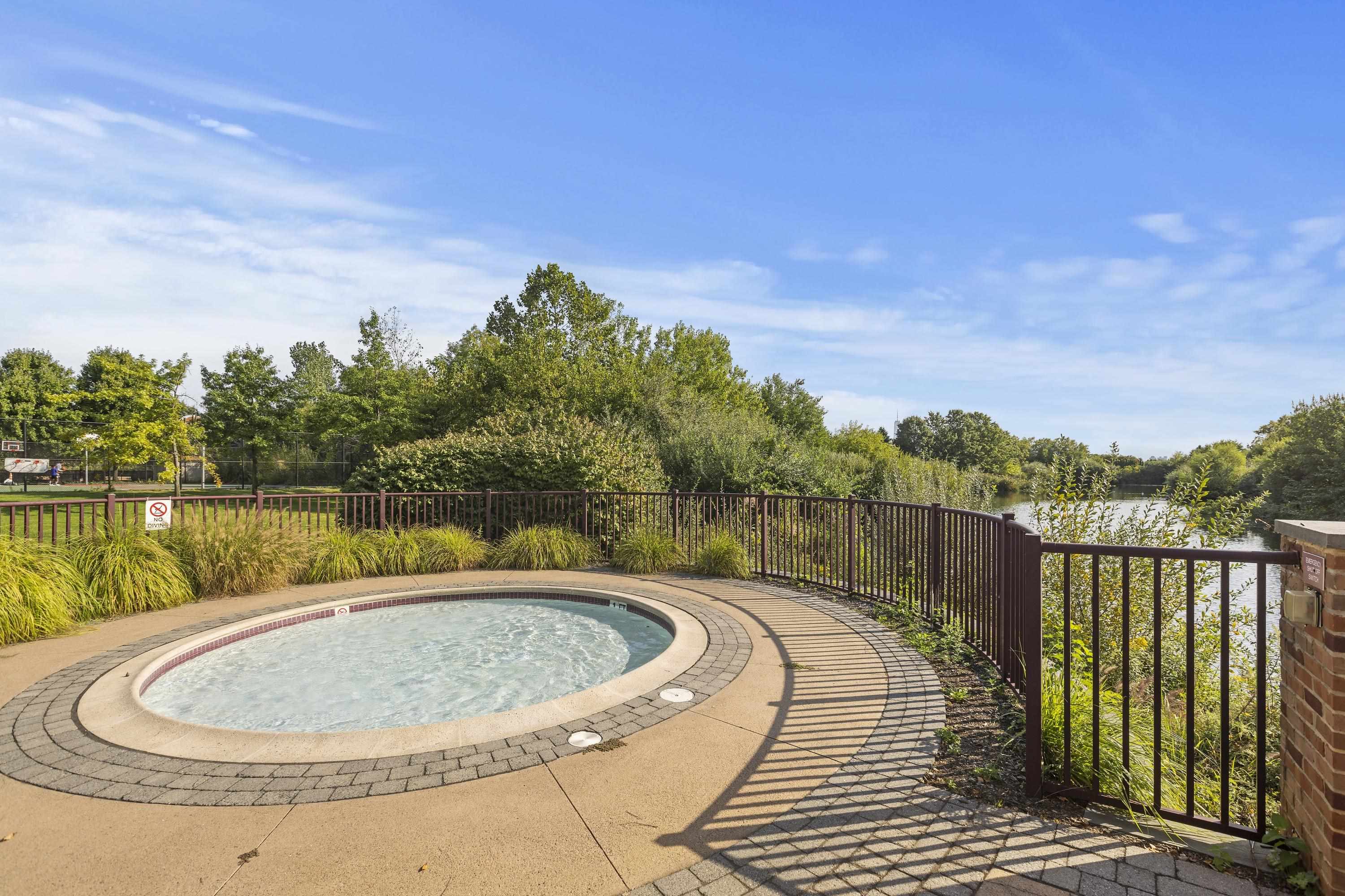 207 SHEARWATER CT WEST Unit: 31