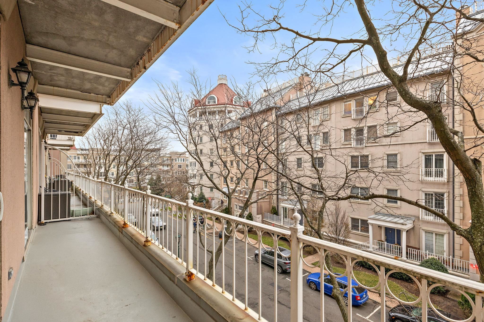 207 SHEARWATER CT WEST Unit: 31