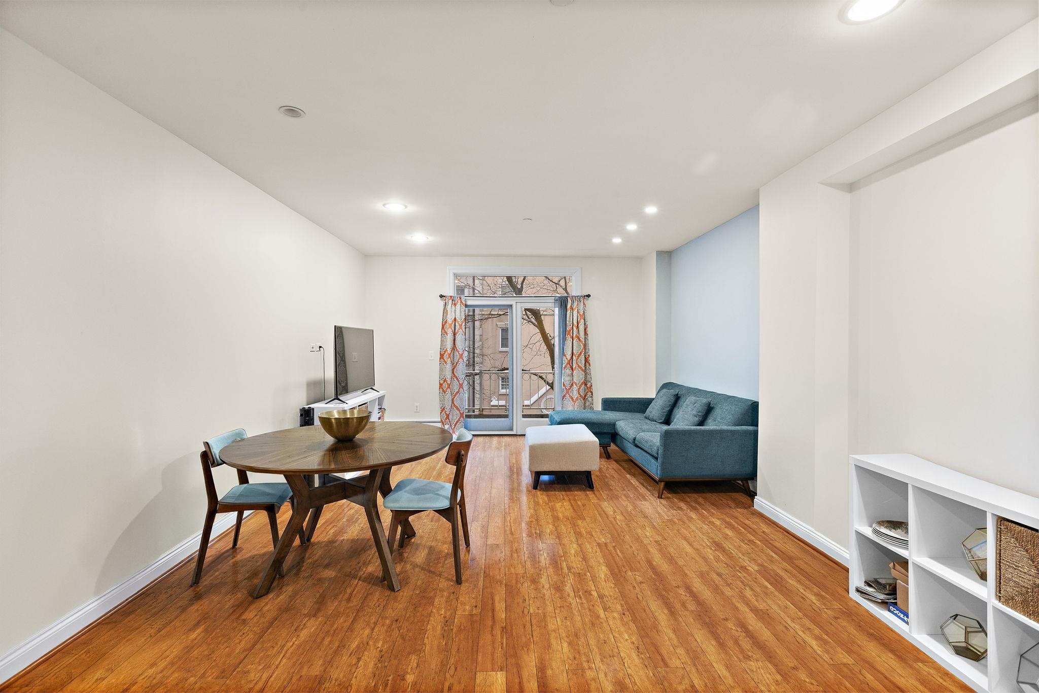 207 SHEARWATER CT WEST Unit: 31