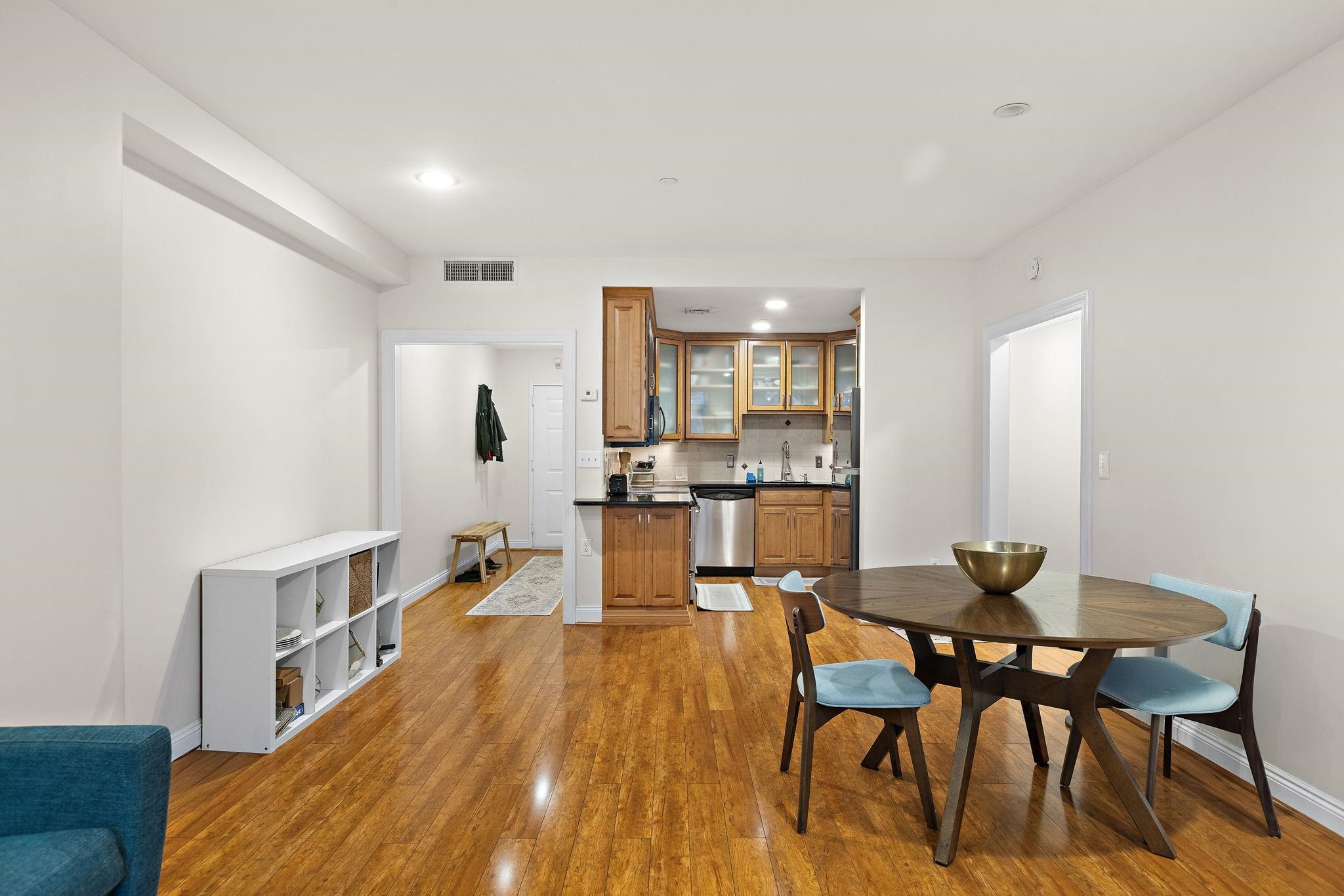 207 SHEARWATER CT WEST Unit: 31