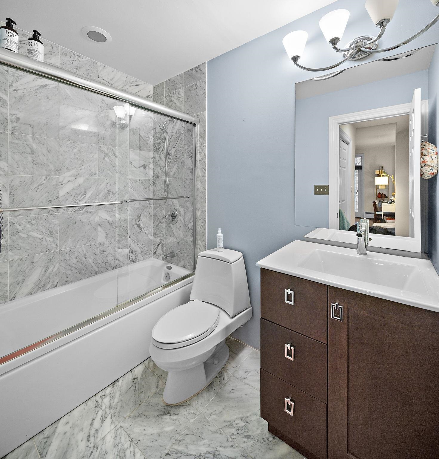 207 SHEARWATER CT WEST Unit: 31