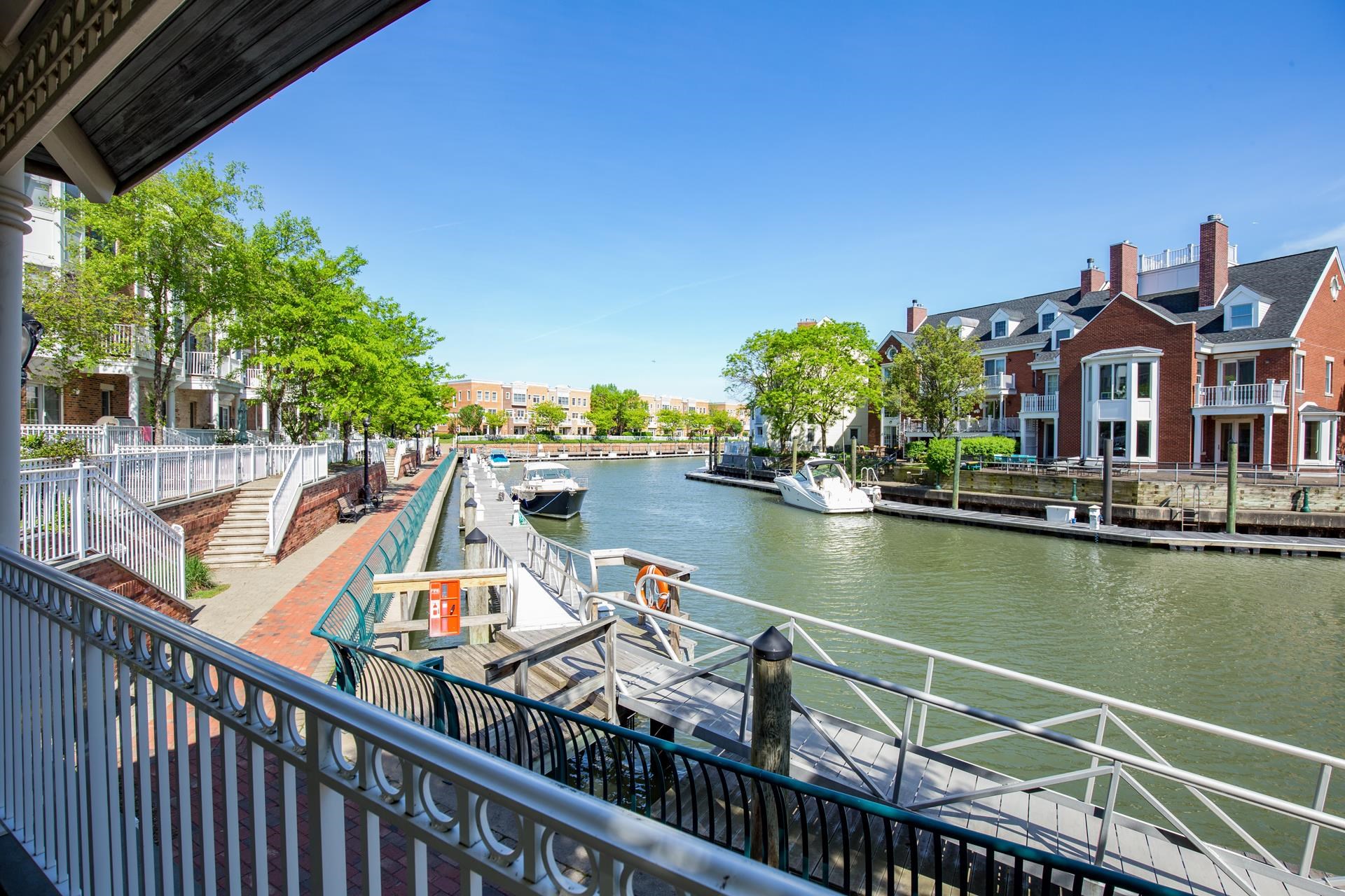 208 SHEARWATER CT WEST Unit: 15