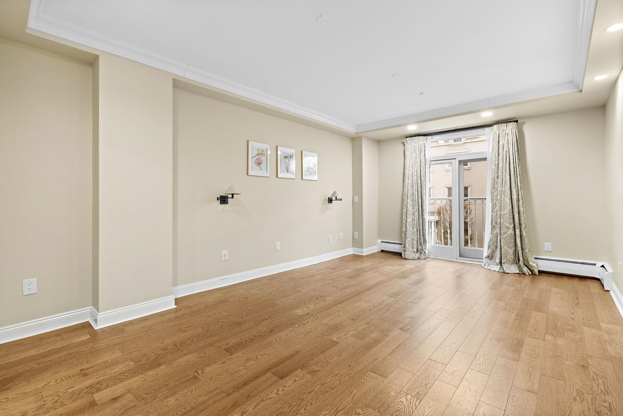 208 SHEARWATER CT WEST Unit: 15