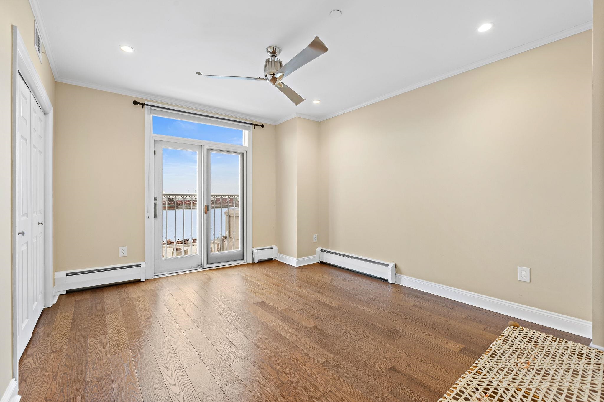 208 SHEARWATER CT WEST Unit: 15