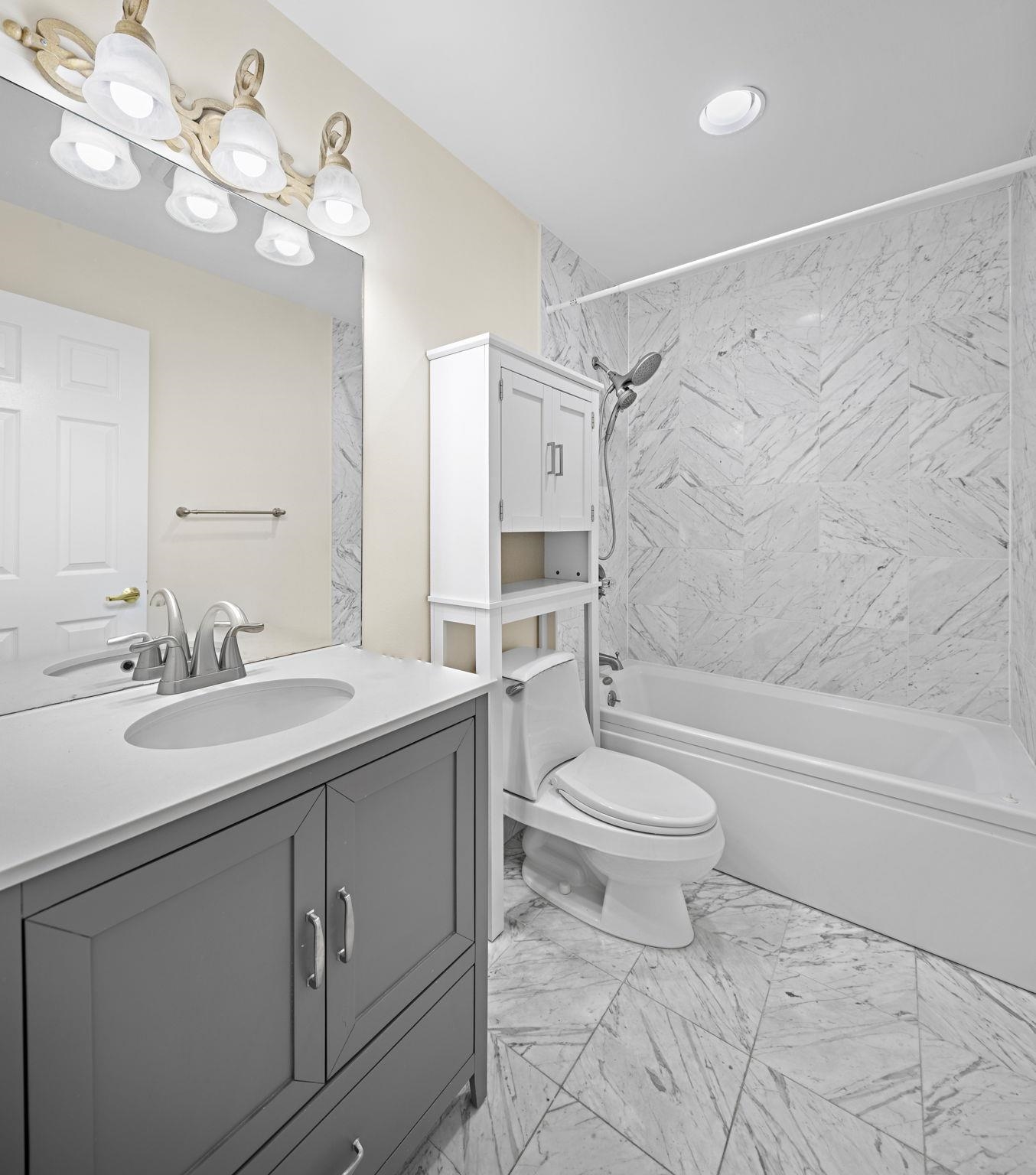 207 SHEARWATER CT WEST Unit: 45