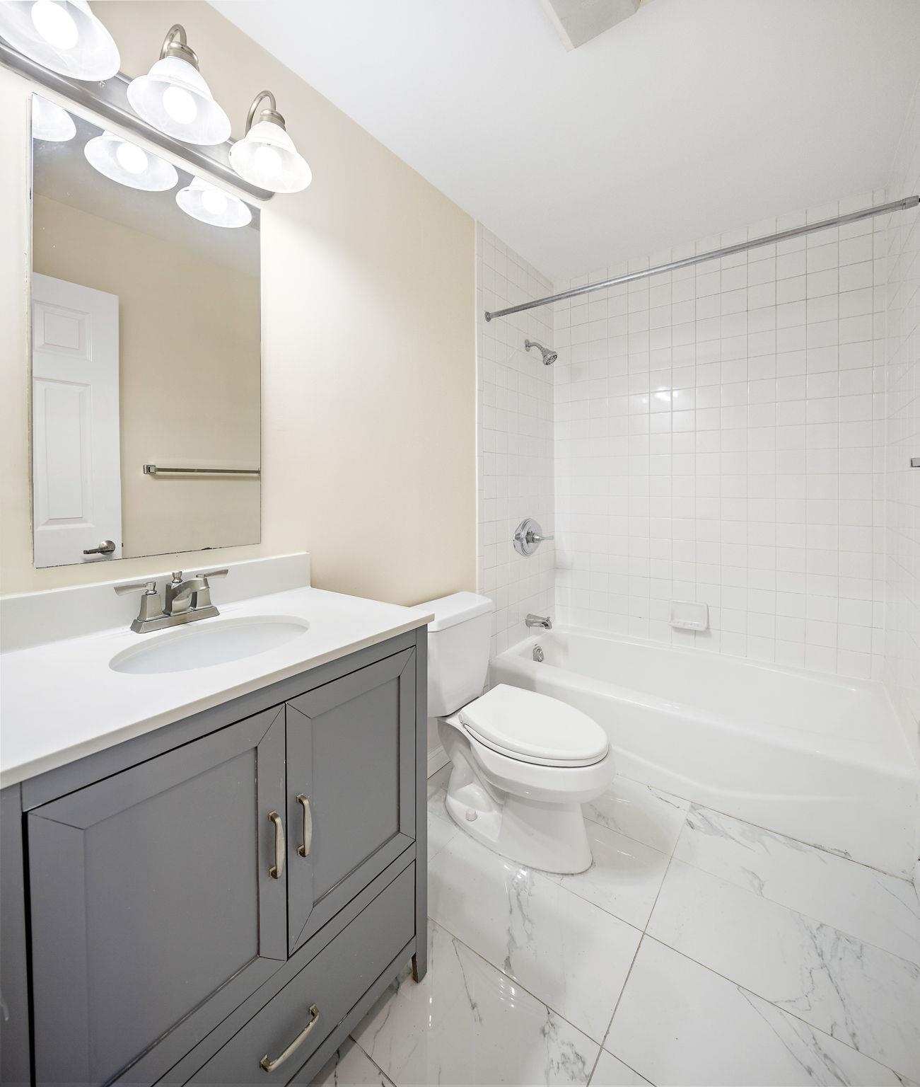 207 SHEARWATER CT WEST Unit: 45