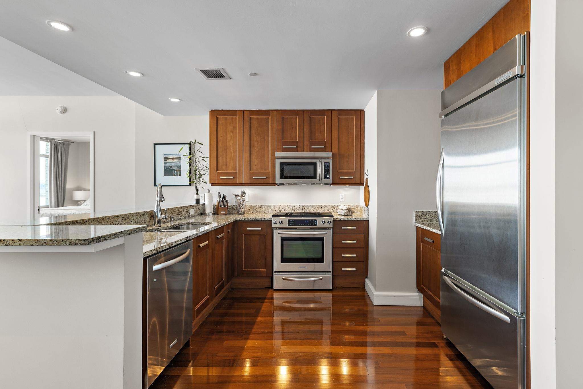 8100 RIVER RD Unit: 1115